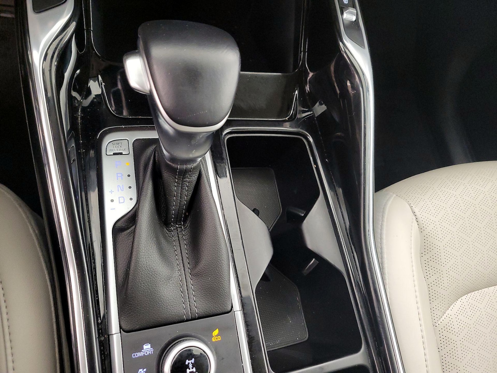 2021 Kia Sorento SX - Photo 19