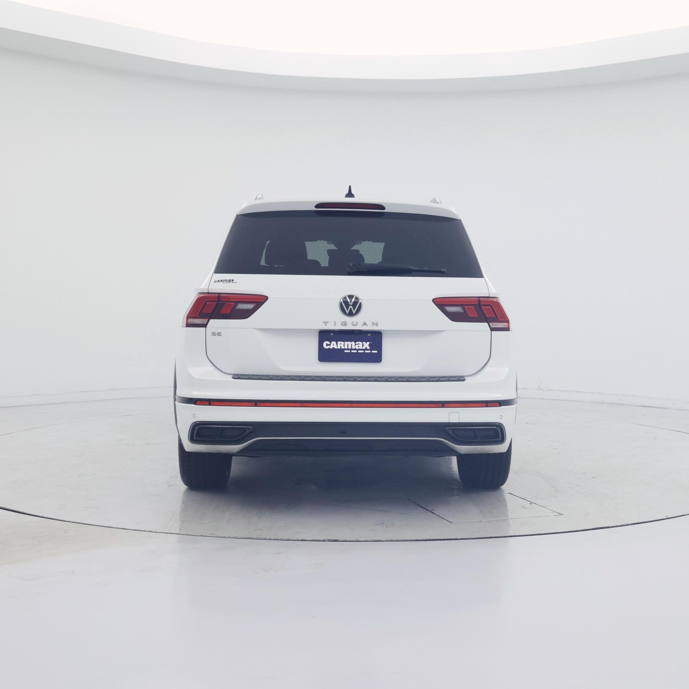 Thumbnail: 2022 Volkswagen Tiguan - 6