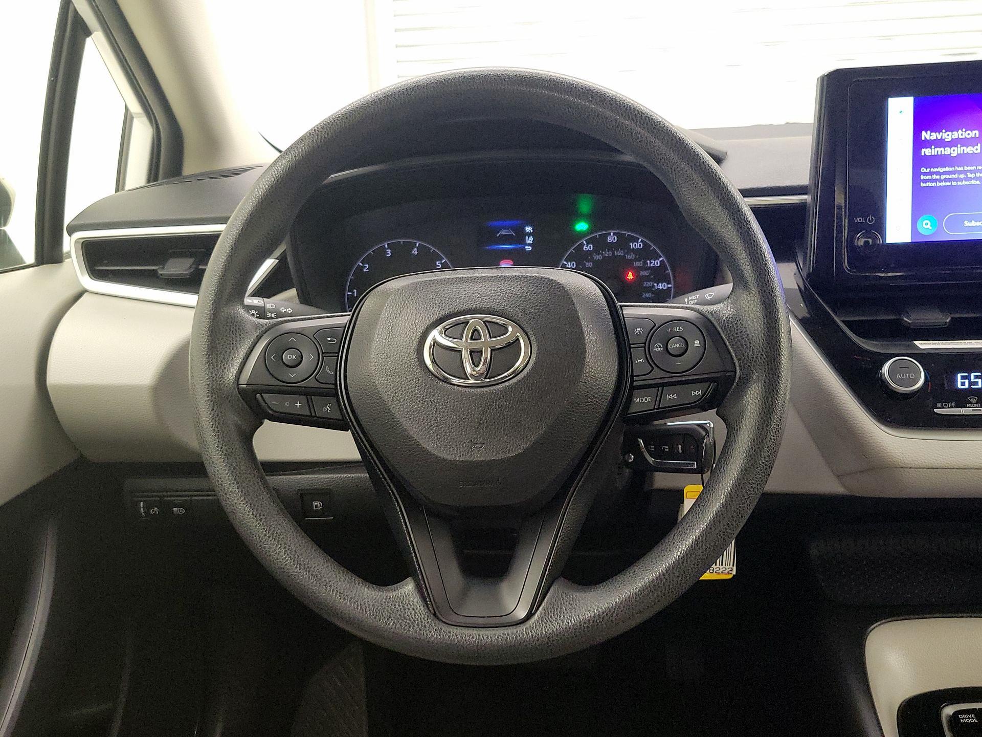 Thumbnail: 2023 Toyota Corolla - 10