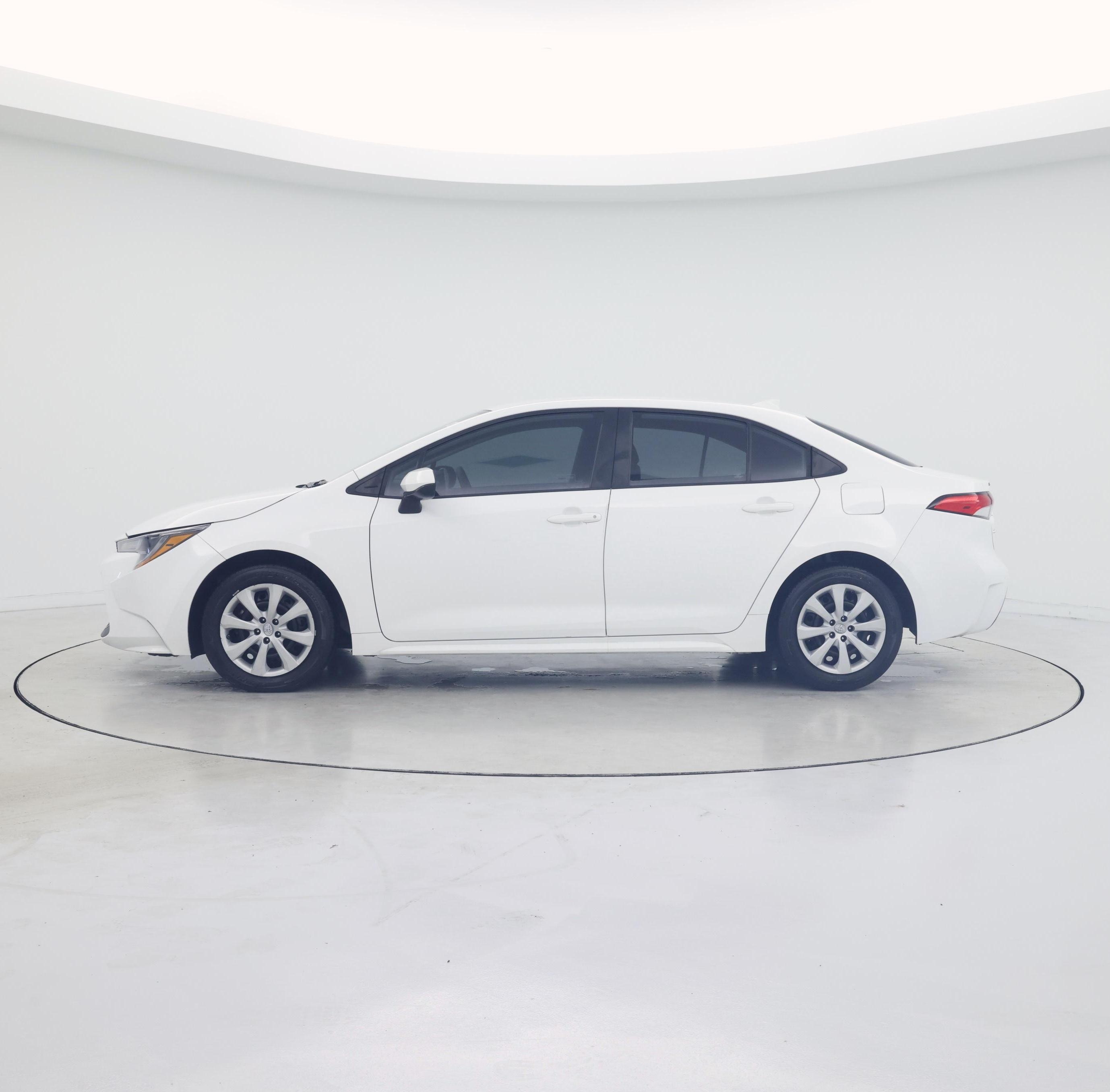 Thumbnail: 2022 Toyota Corolla - 3