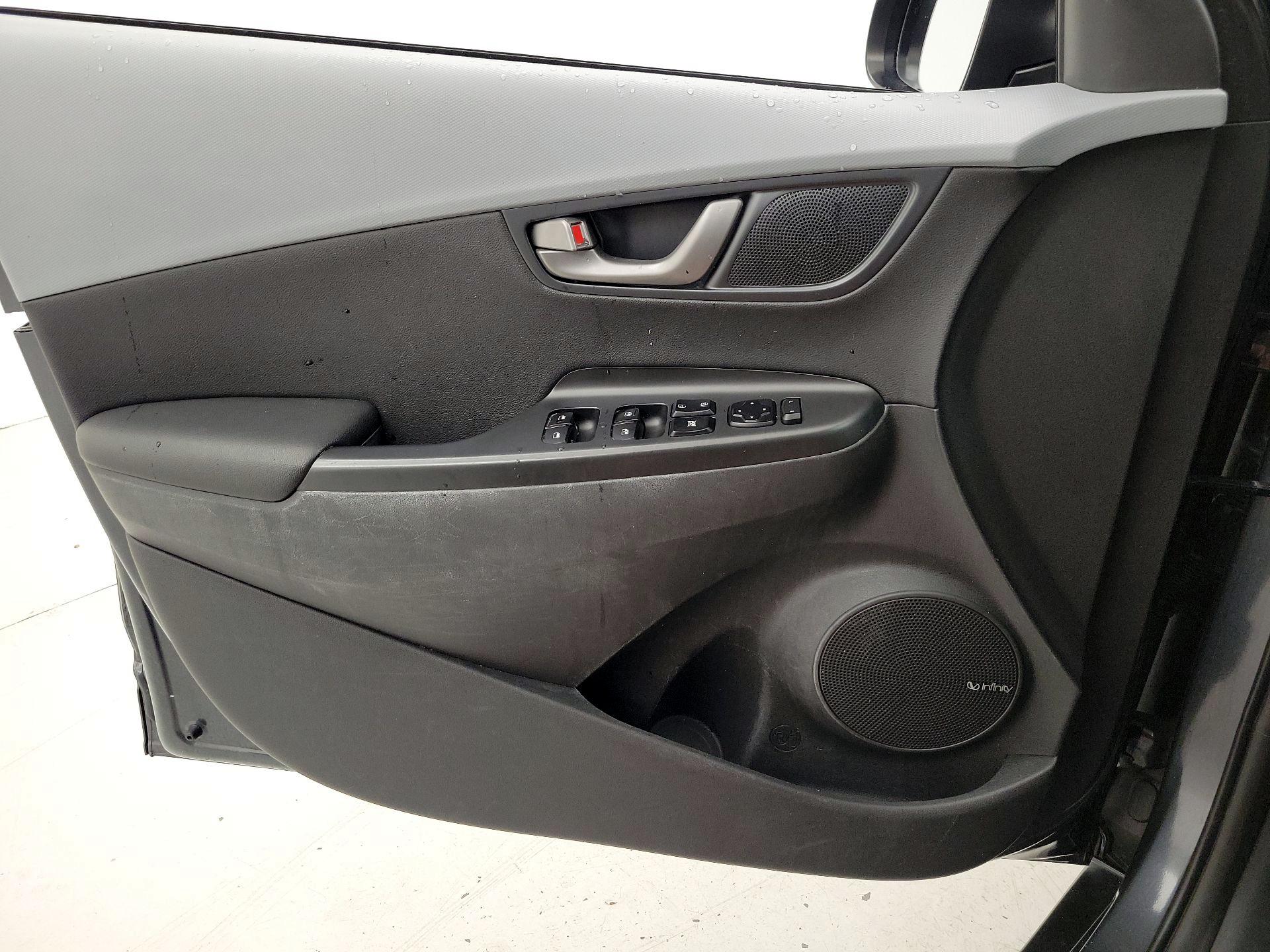 Thumbnail: 2021 Hyundai Kona - 12