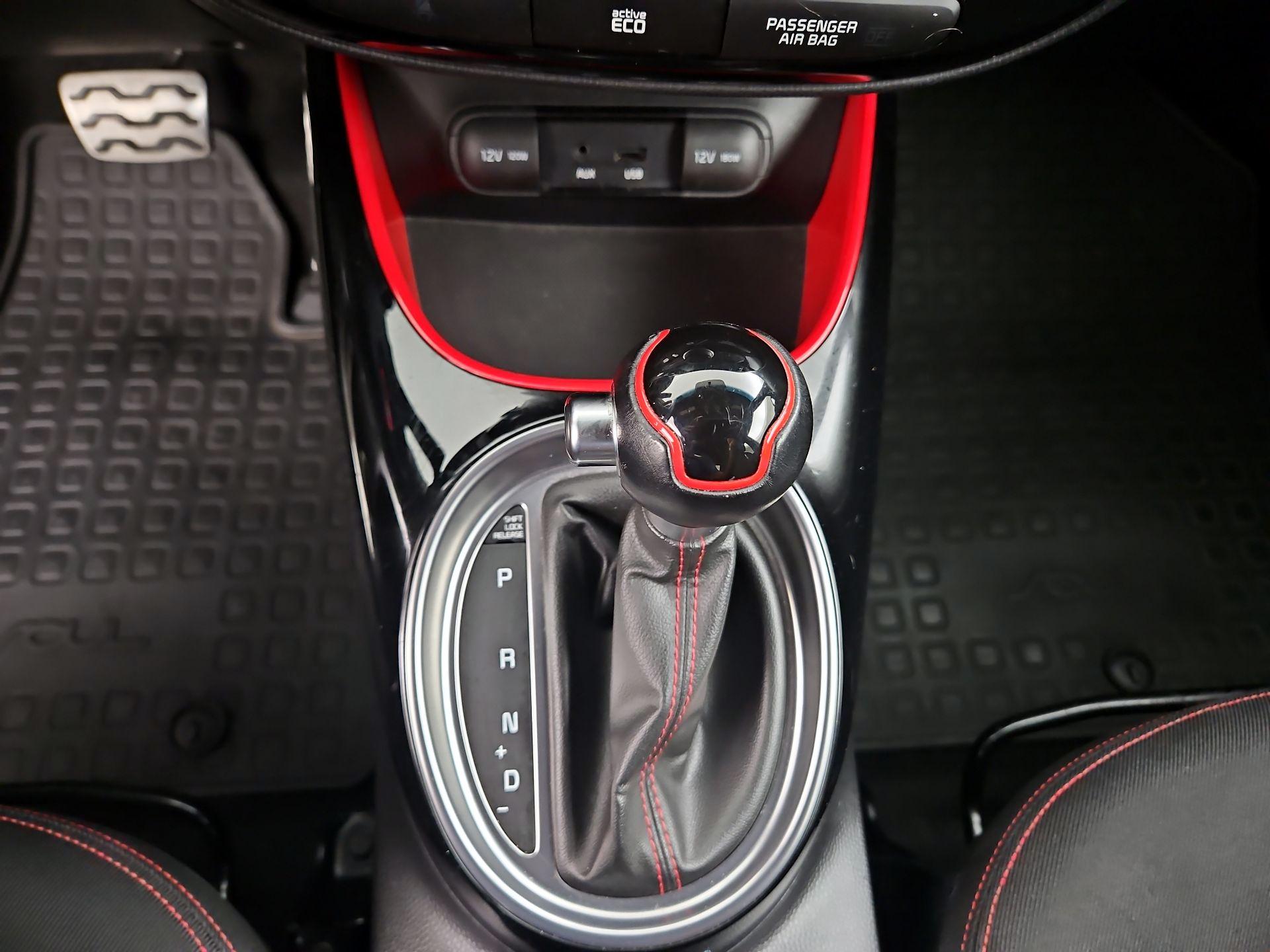 Thumbnail: 2014 Kia Soul - 16
