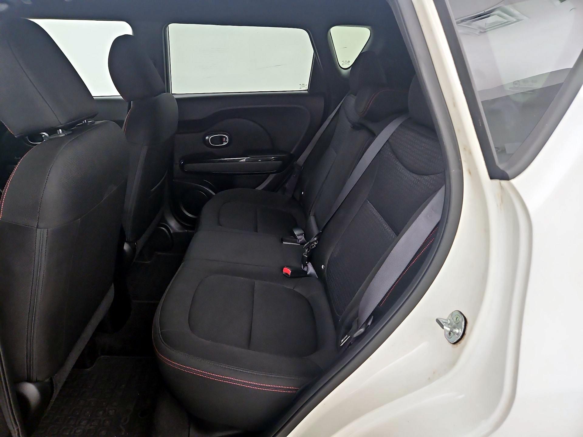 Thumbnail: 2014 Kia Soul - 18