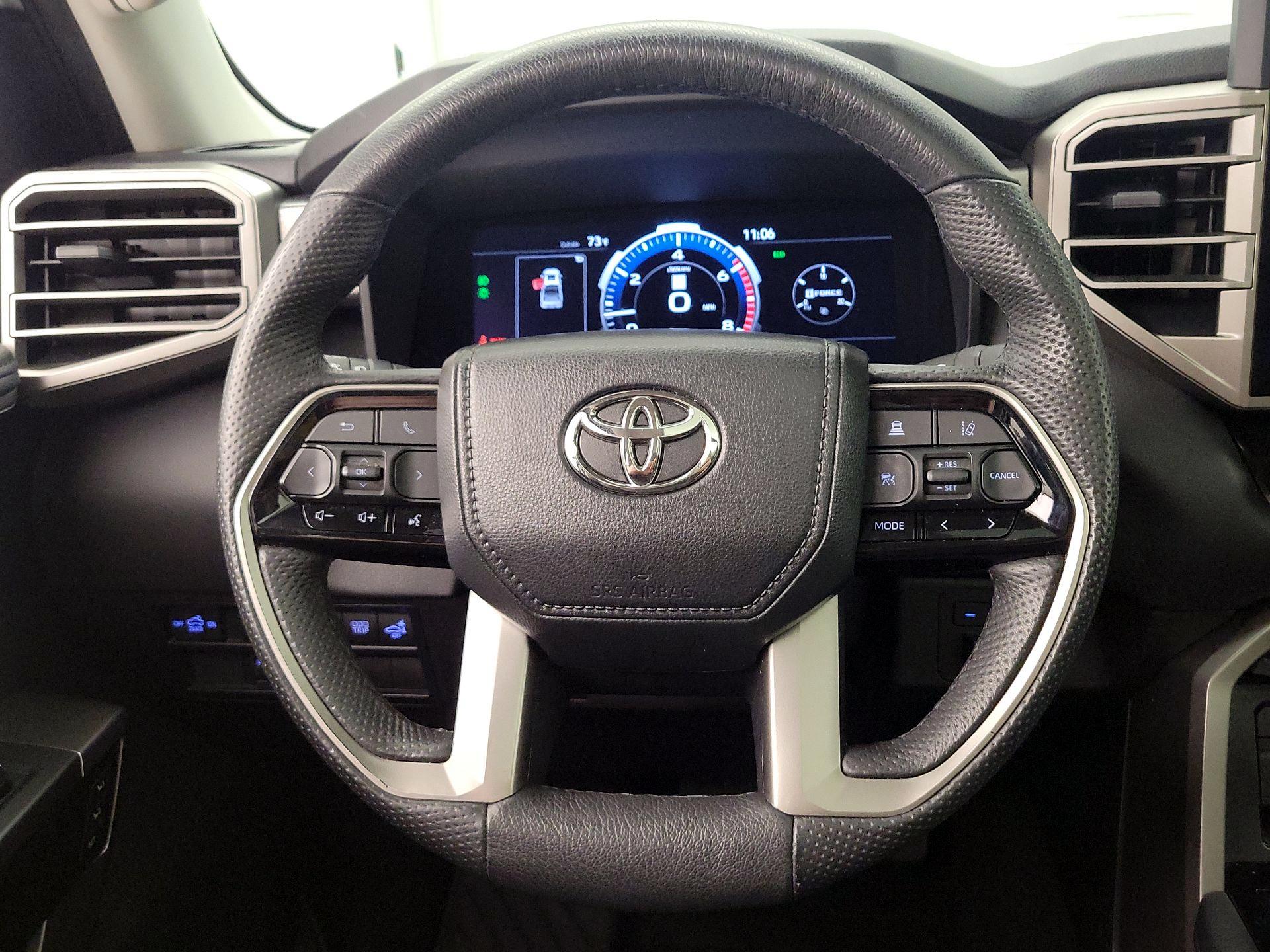 Thumbnail: 2024 Toyota Tundra - 10