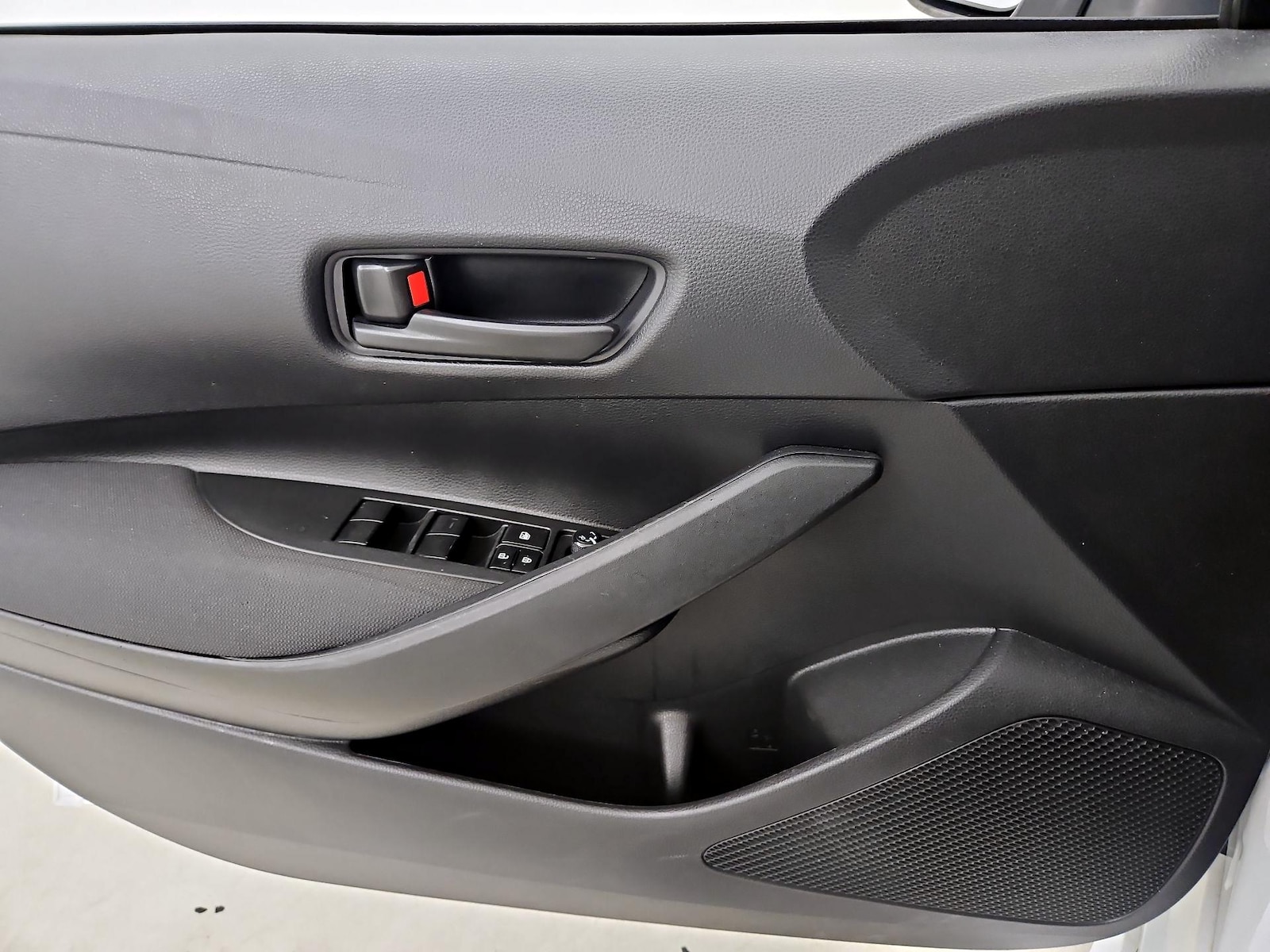 2022 Toyota Corolla LE - Photo 13