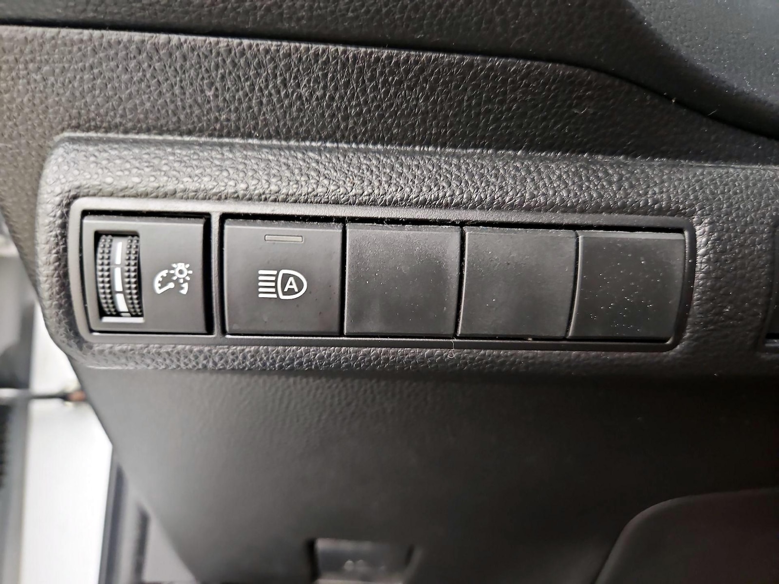 2022 Toyota Corolla LE - Photo 14