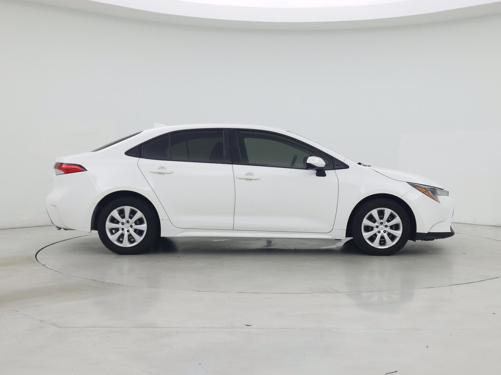 2022 Toyota Corolla LE - Photo 8