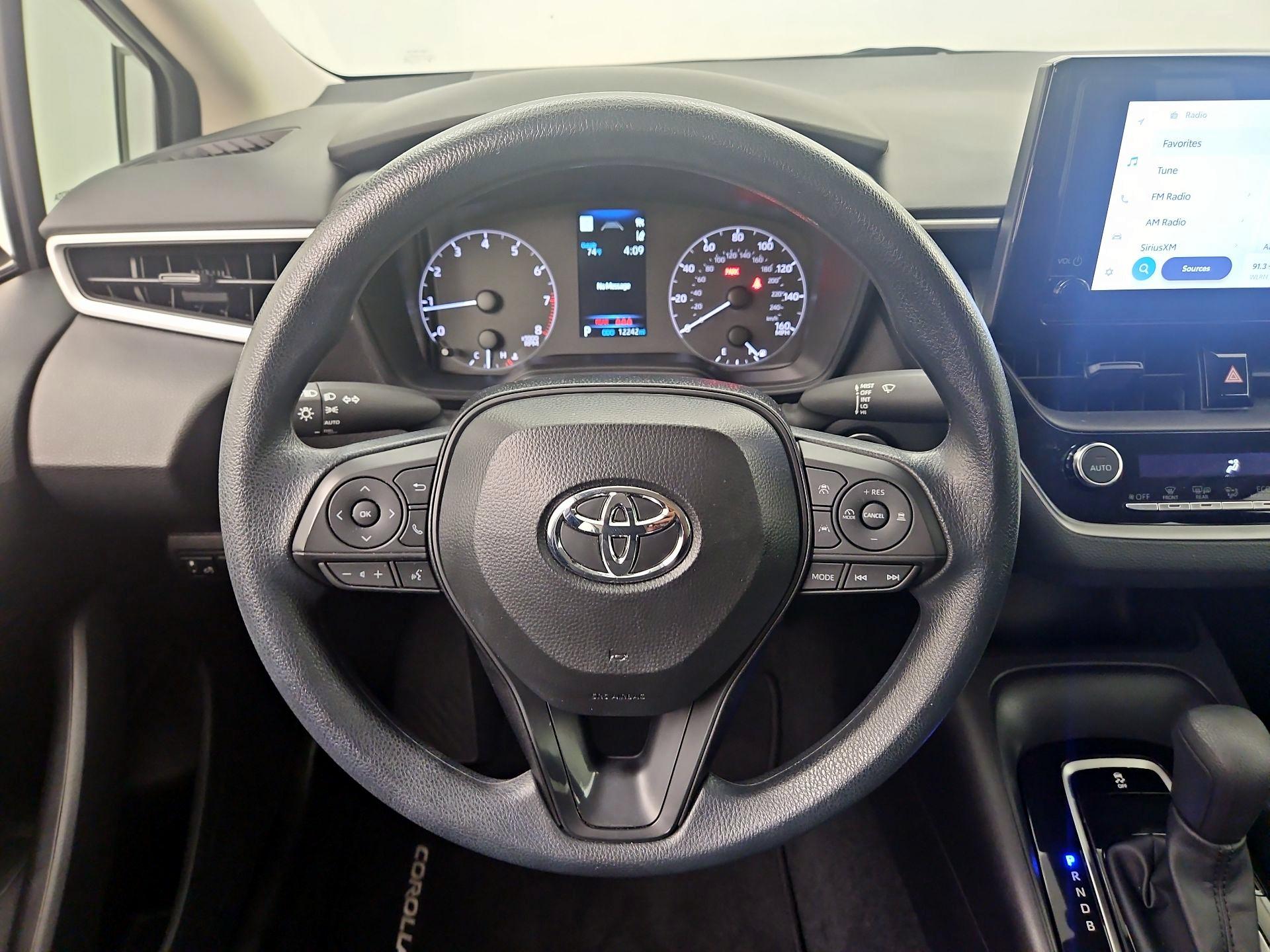Thumbnail: 2025 Toyota Corolla - 10