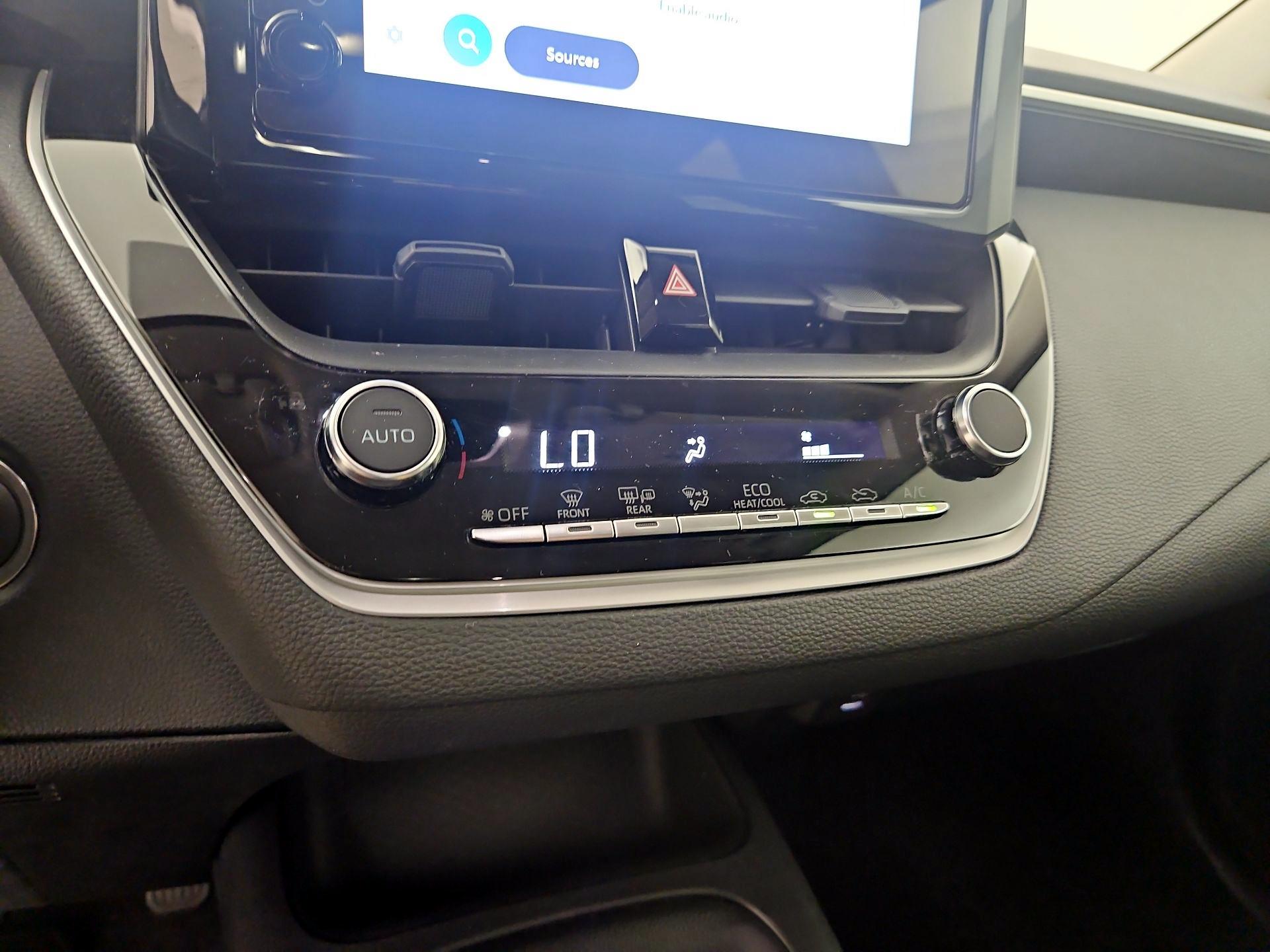 Thumbnail: 2025 Toyota Corolla - 16