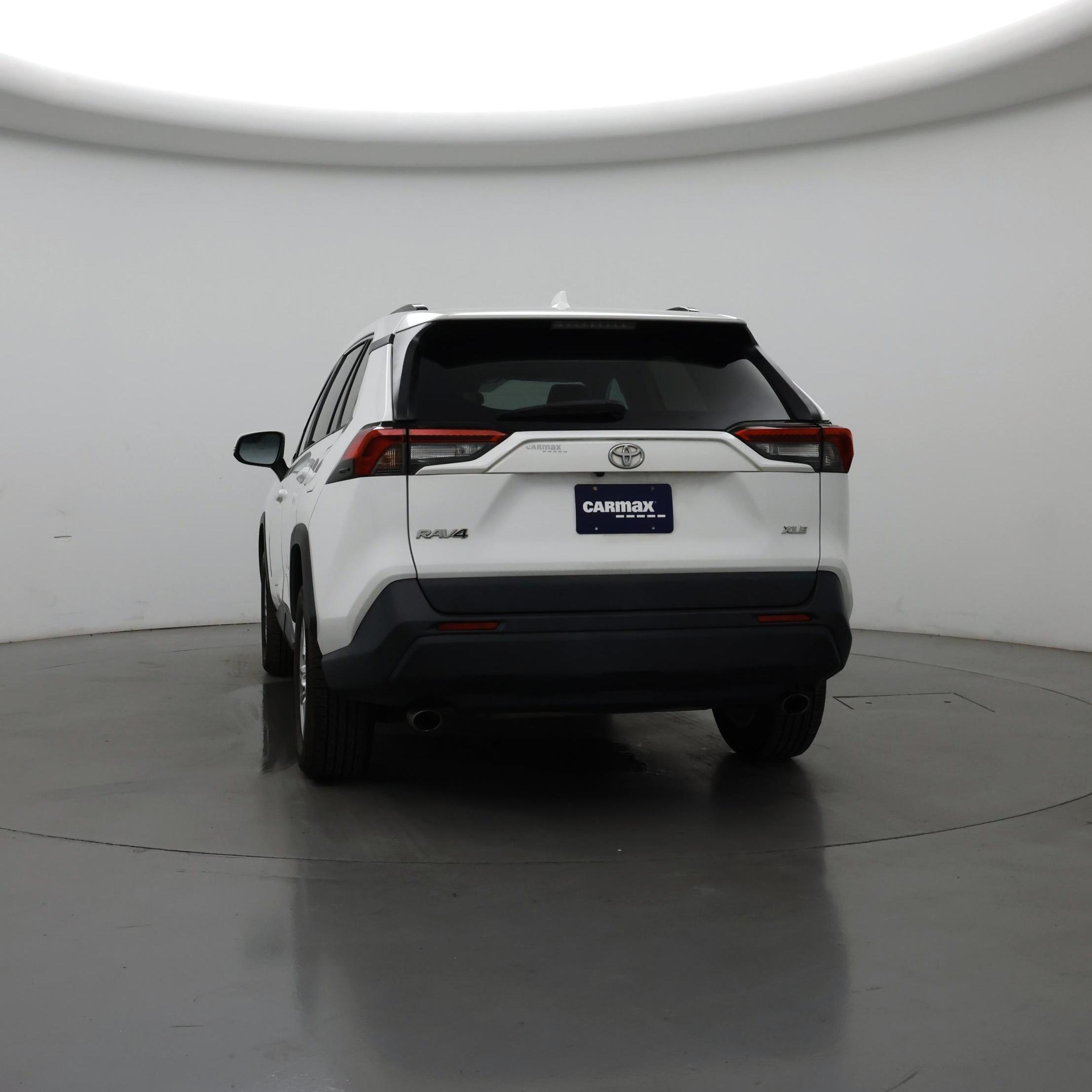 Thumbnail: 2019 Toyota RAV4 - 6