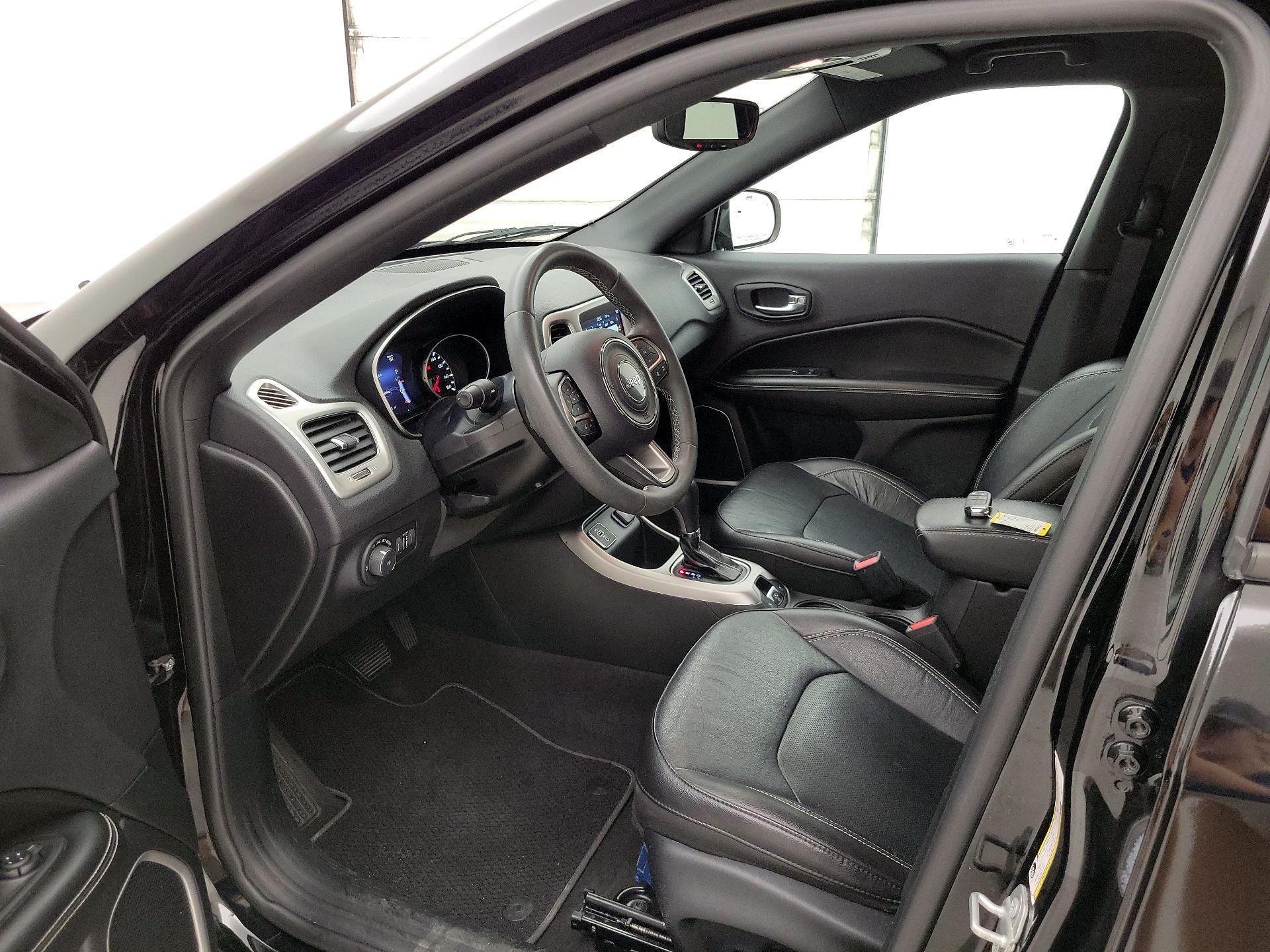 Thumbnail: 2021 Jeep Compass - 11