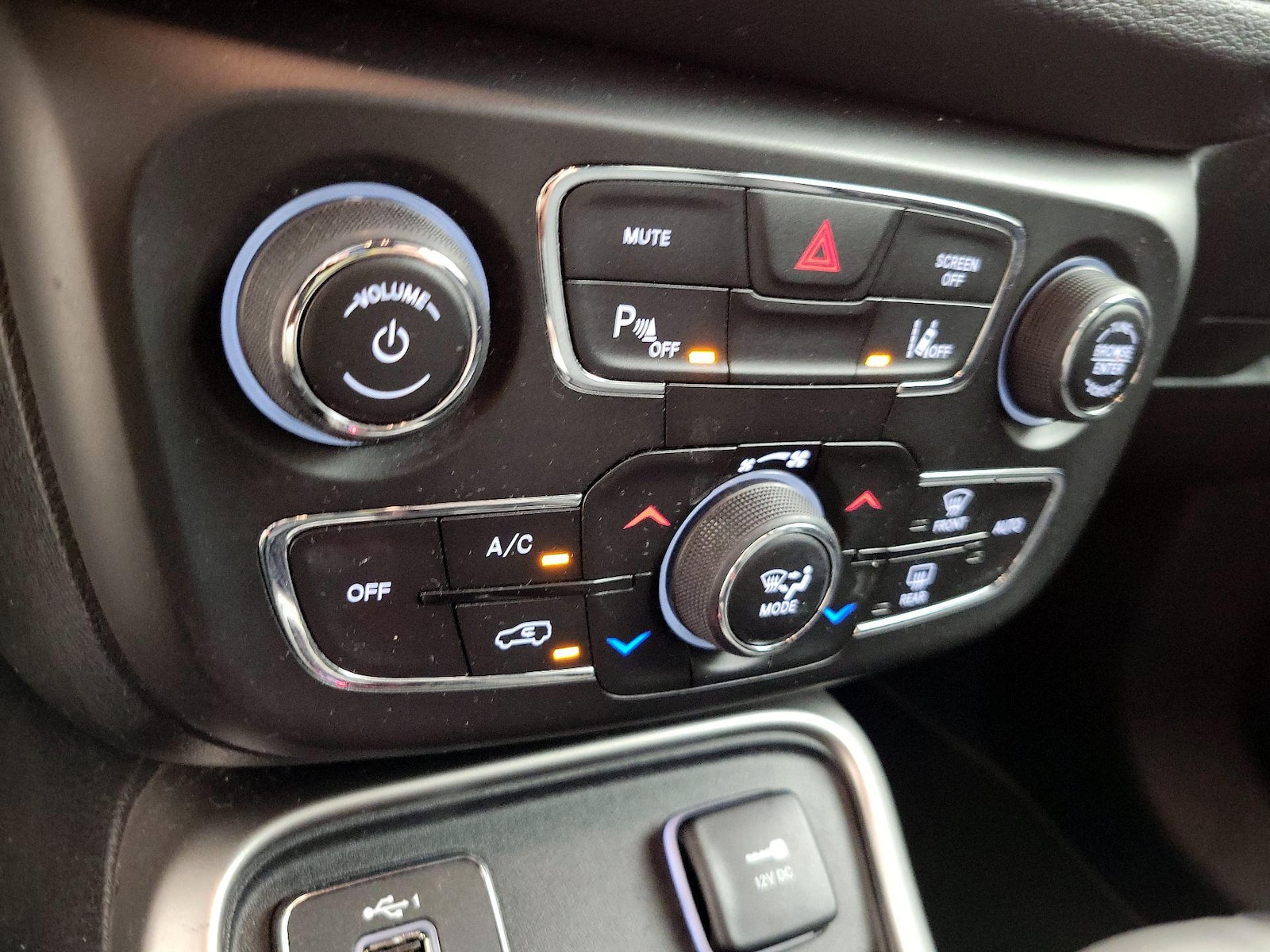 2021 Jeep Compass 80th Spec. Edition - Photo 17