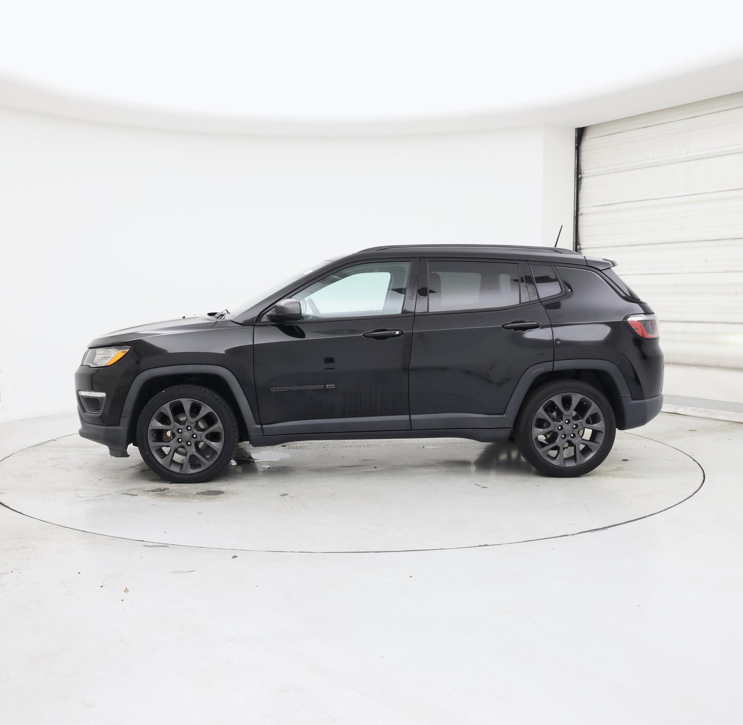Thumbnail: 2021 Jeep Compass - 3