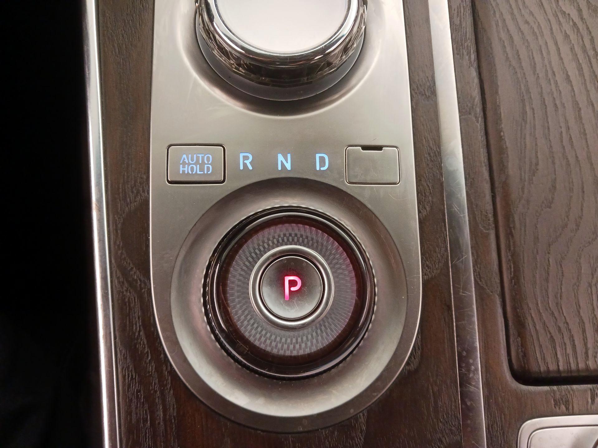 Thumbnail: 2024 Genesis GV80 - 18