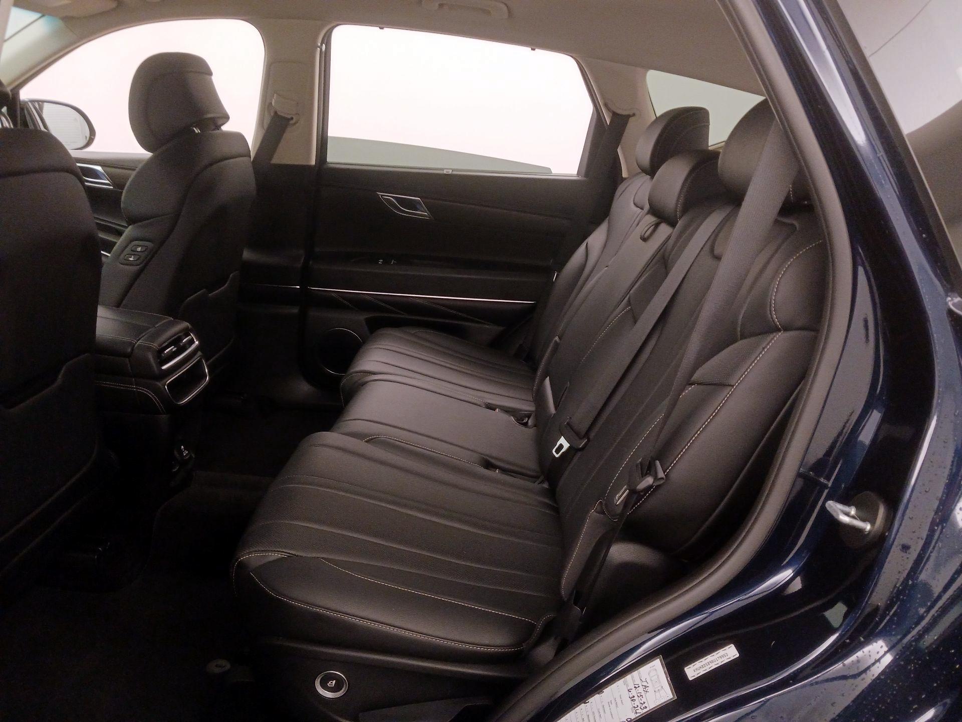 Thumbnail: 2024 Genesis GV80 - 20