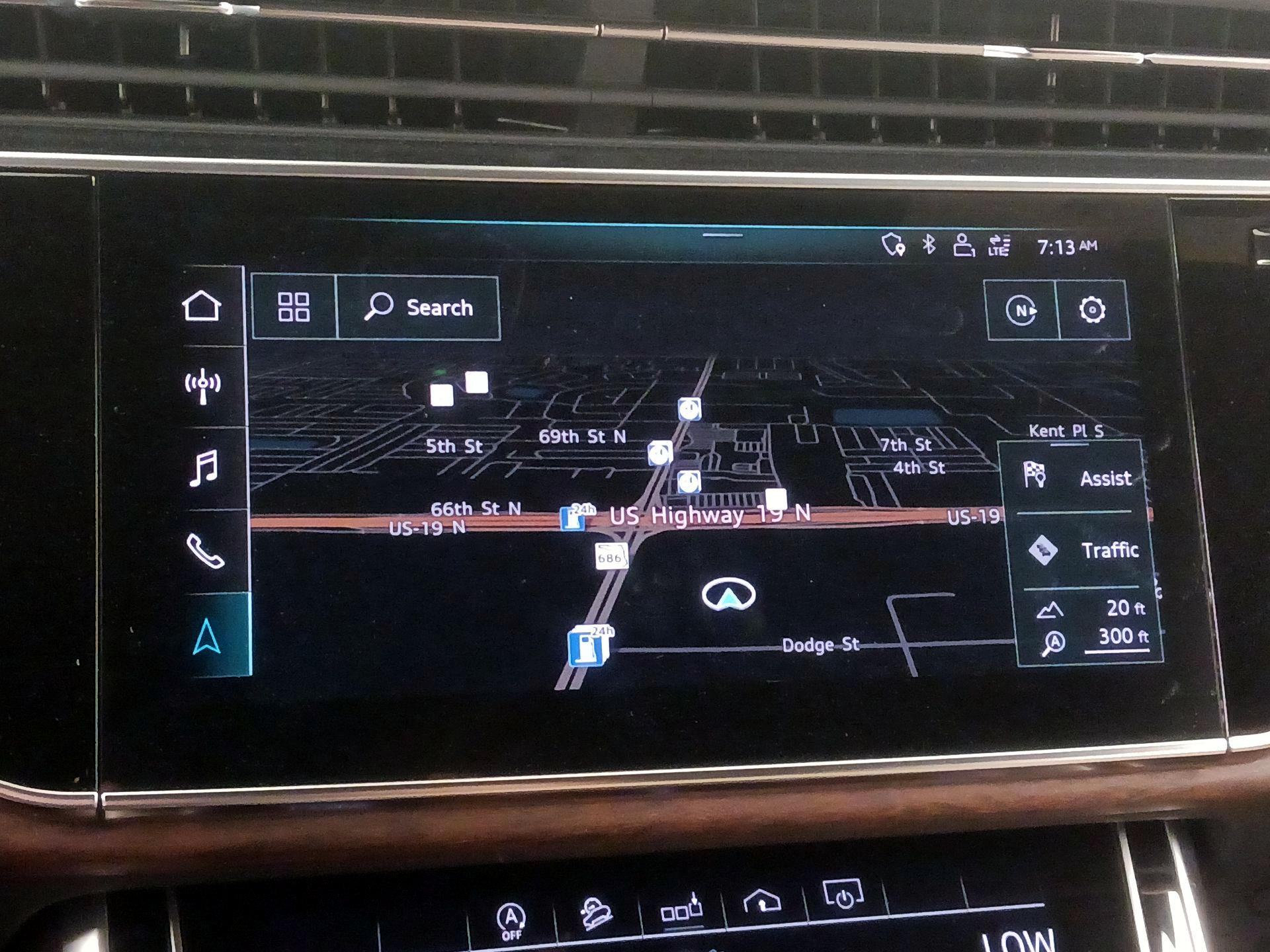 Thumbnail: 2020 Audi Q8 - 14