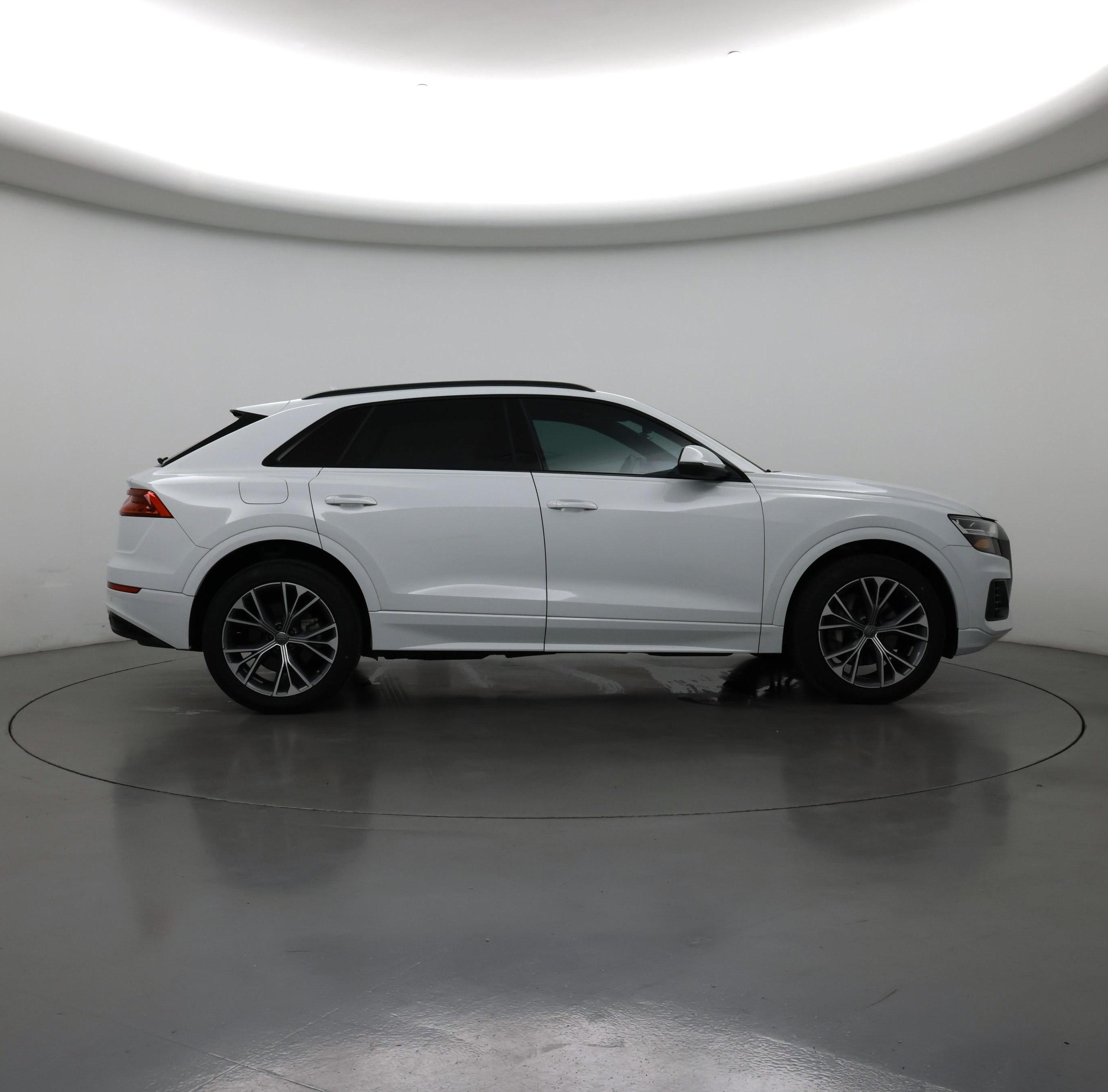 Thumbnail: 2020 Audi Q8 - 7