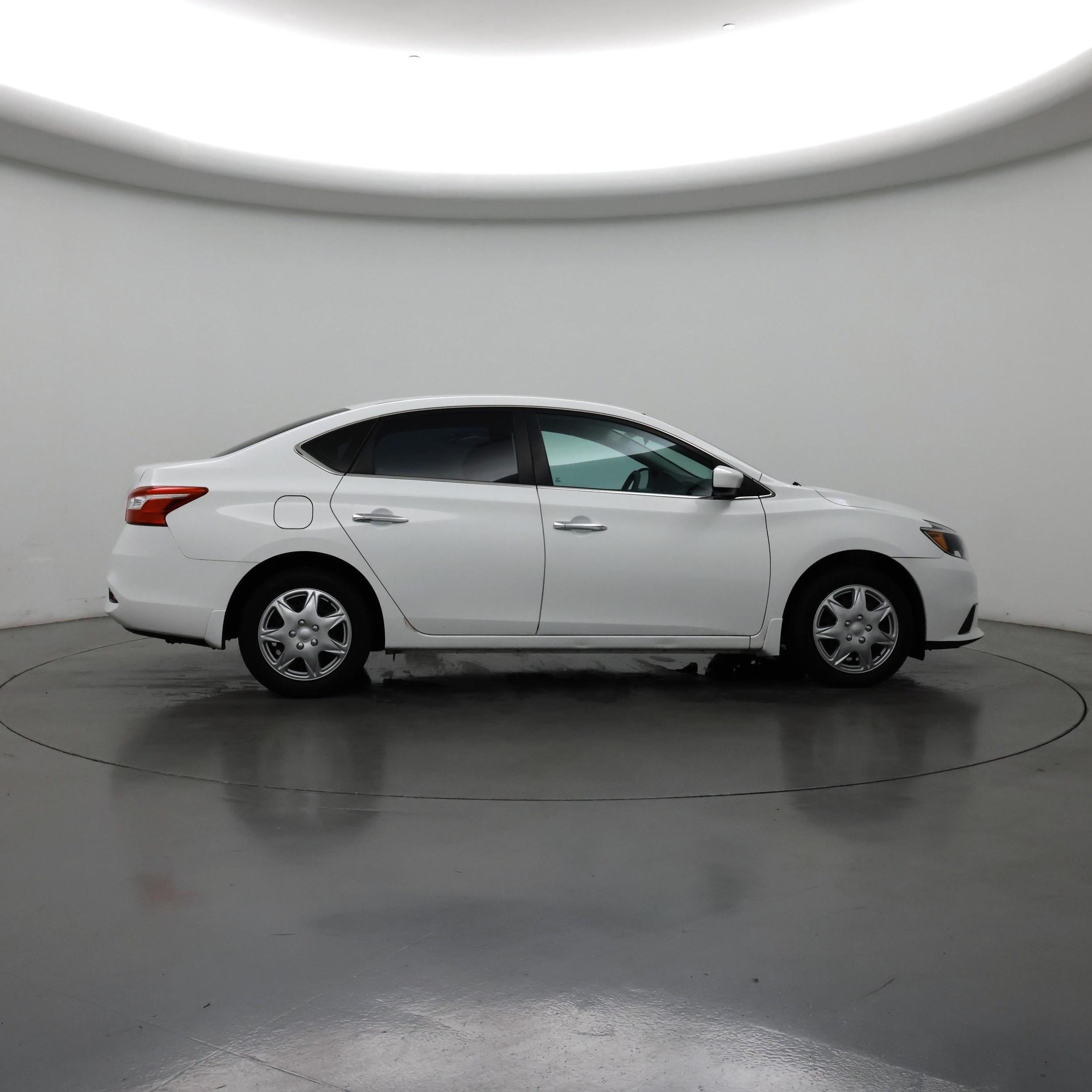 Thumbnail: 2017 Nissan Sentra - 7