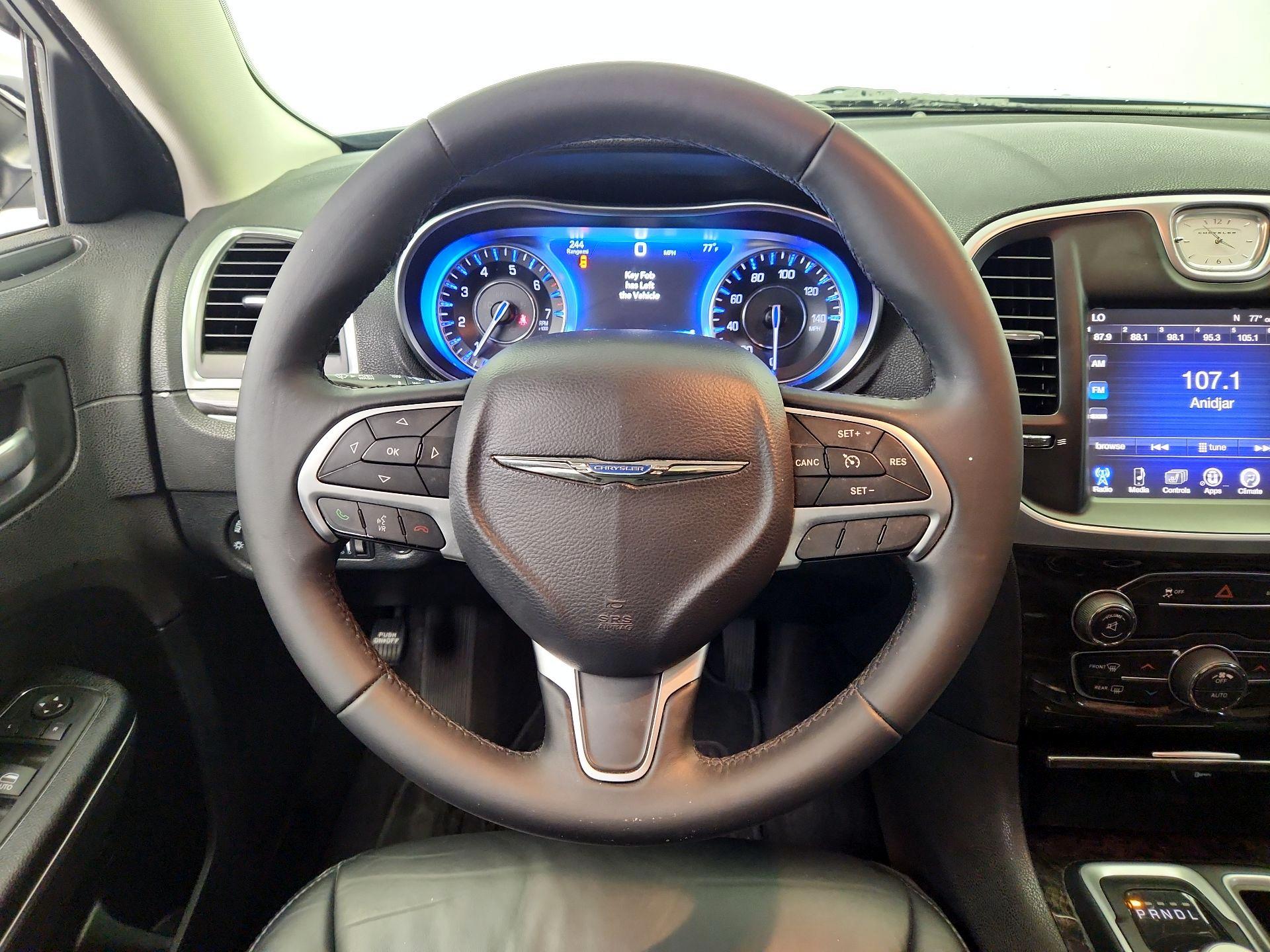 Thumbnail: 2016 Chrysler 300 - 10