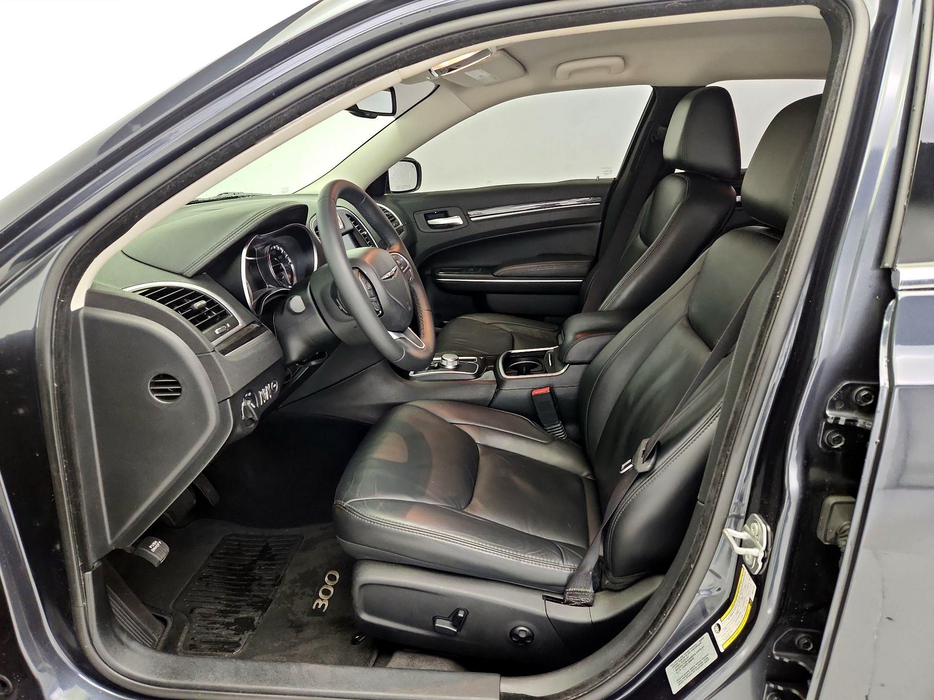 Thumbnail: 2016 Chrysler 300 - 11