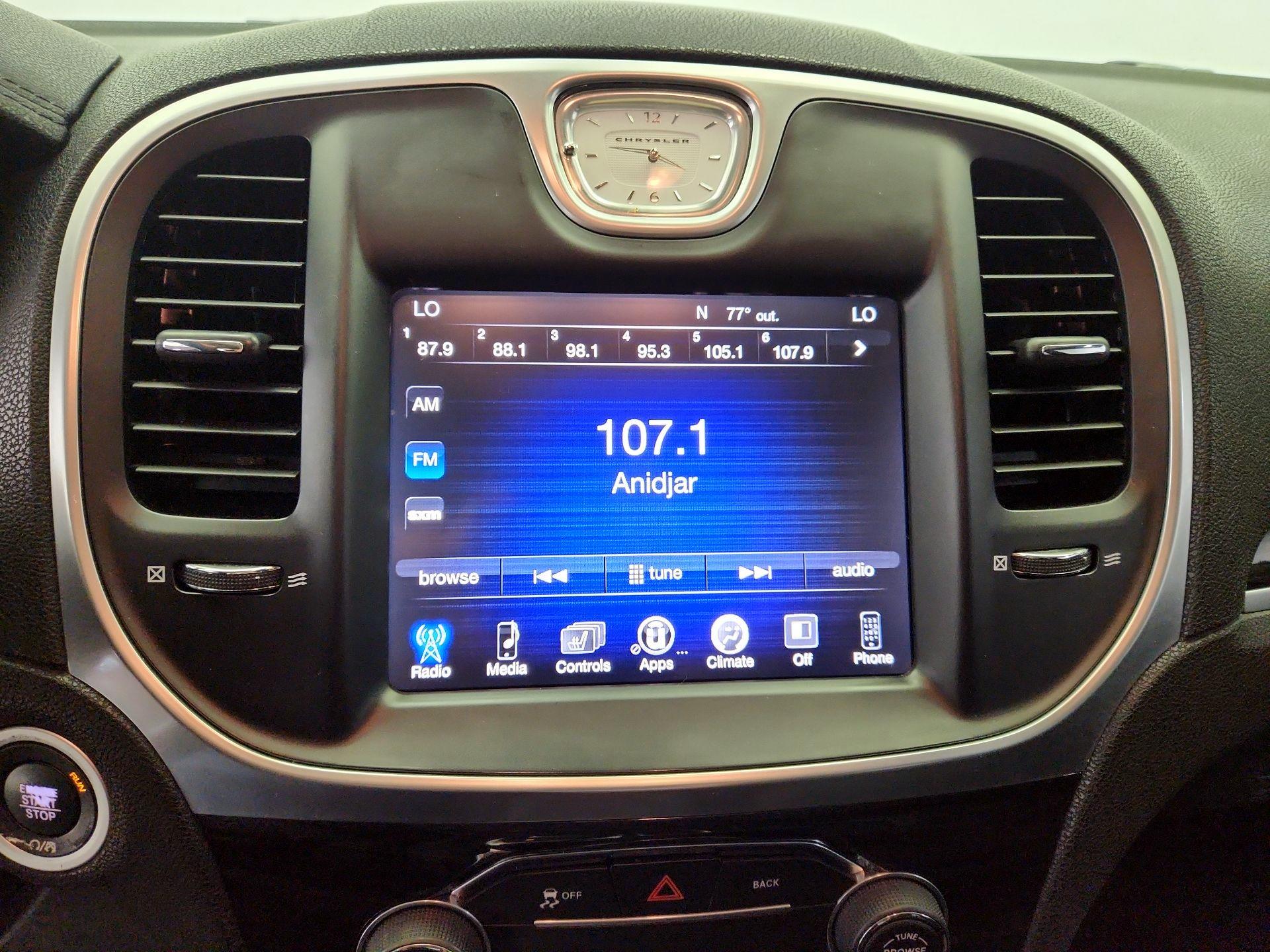Thumbnail: 2016 Chrysler 300 - 15