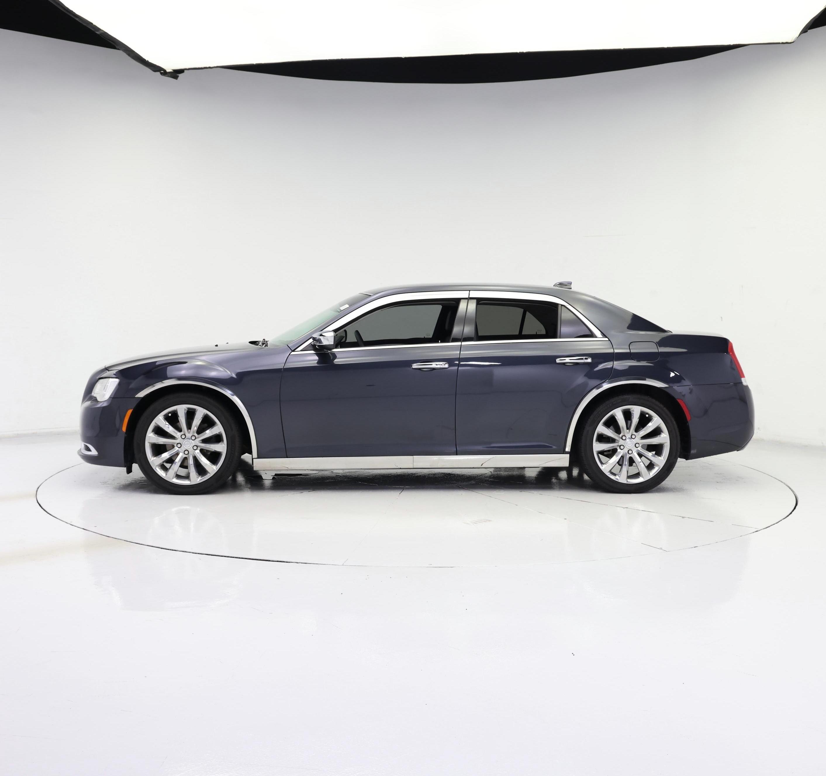 Thumbnail: 2016 Chrysler 300 - 3
