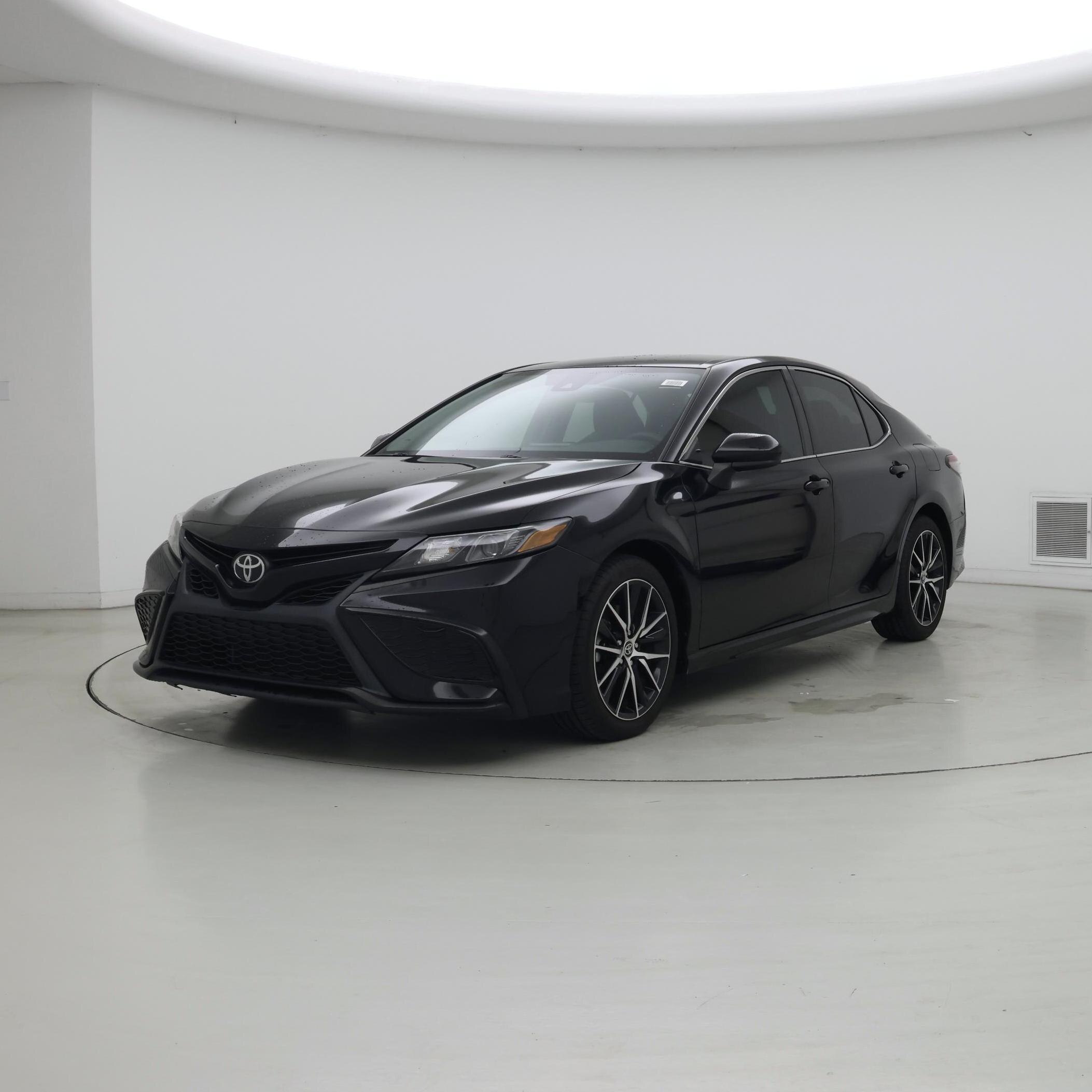 Thumbnail: 2021 Toyota Camry - 4