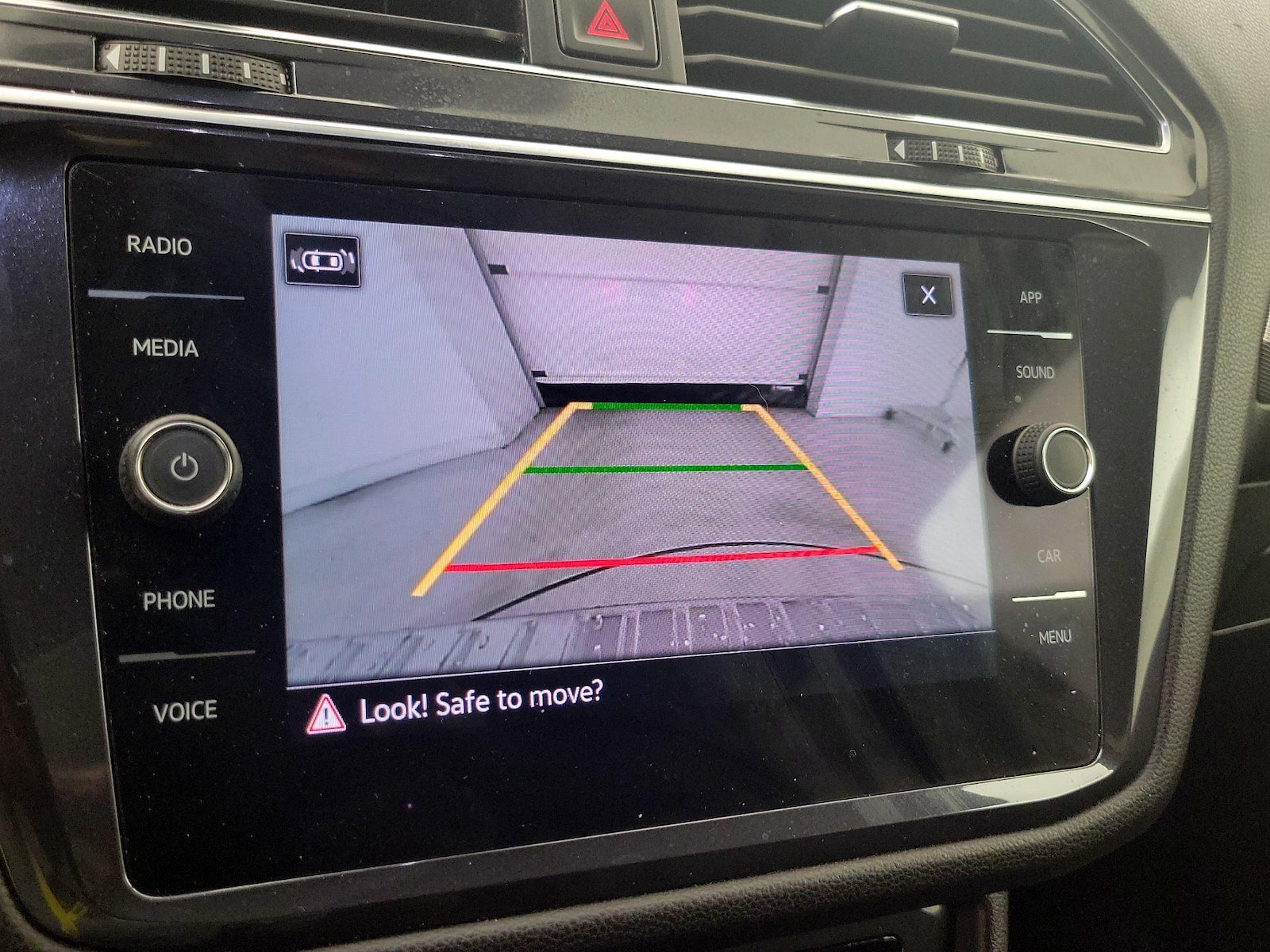 2022 Volkswagen Tiguan SE R-LINE BLACK - Photo 15