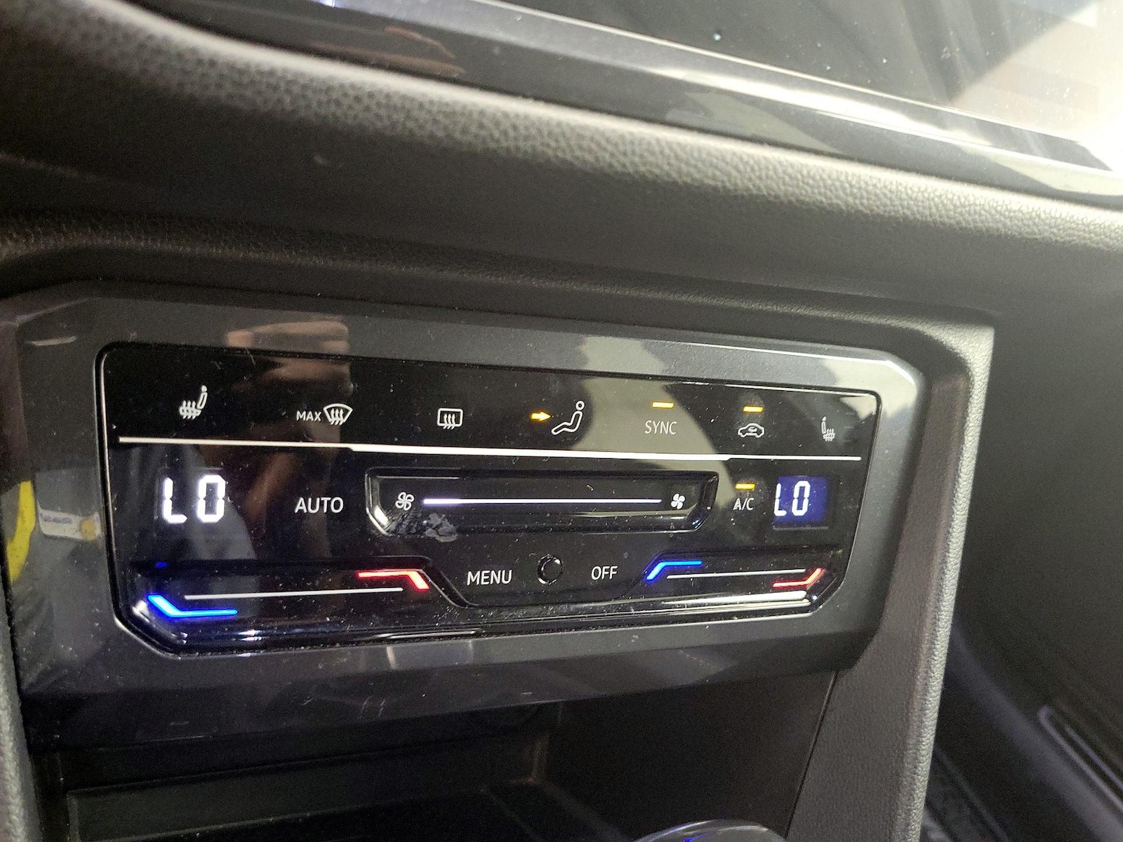 2022 Volkswagen Tiguan SE R-LINE BLACK - Photo 17