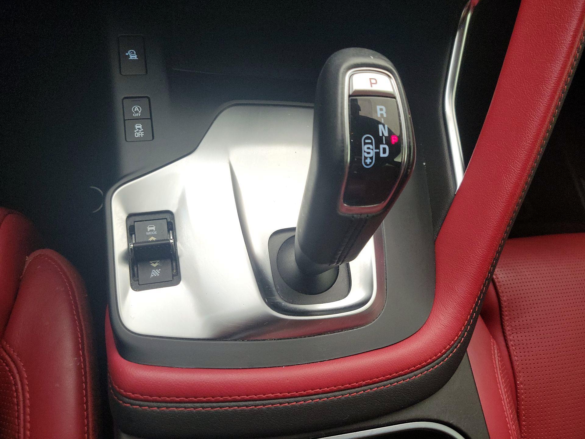 Thumbnail: 2020 Jaguar E-Pace - 18