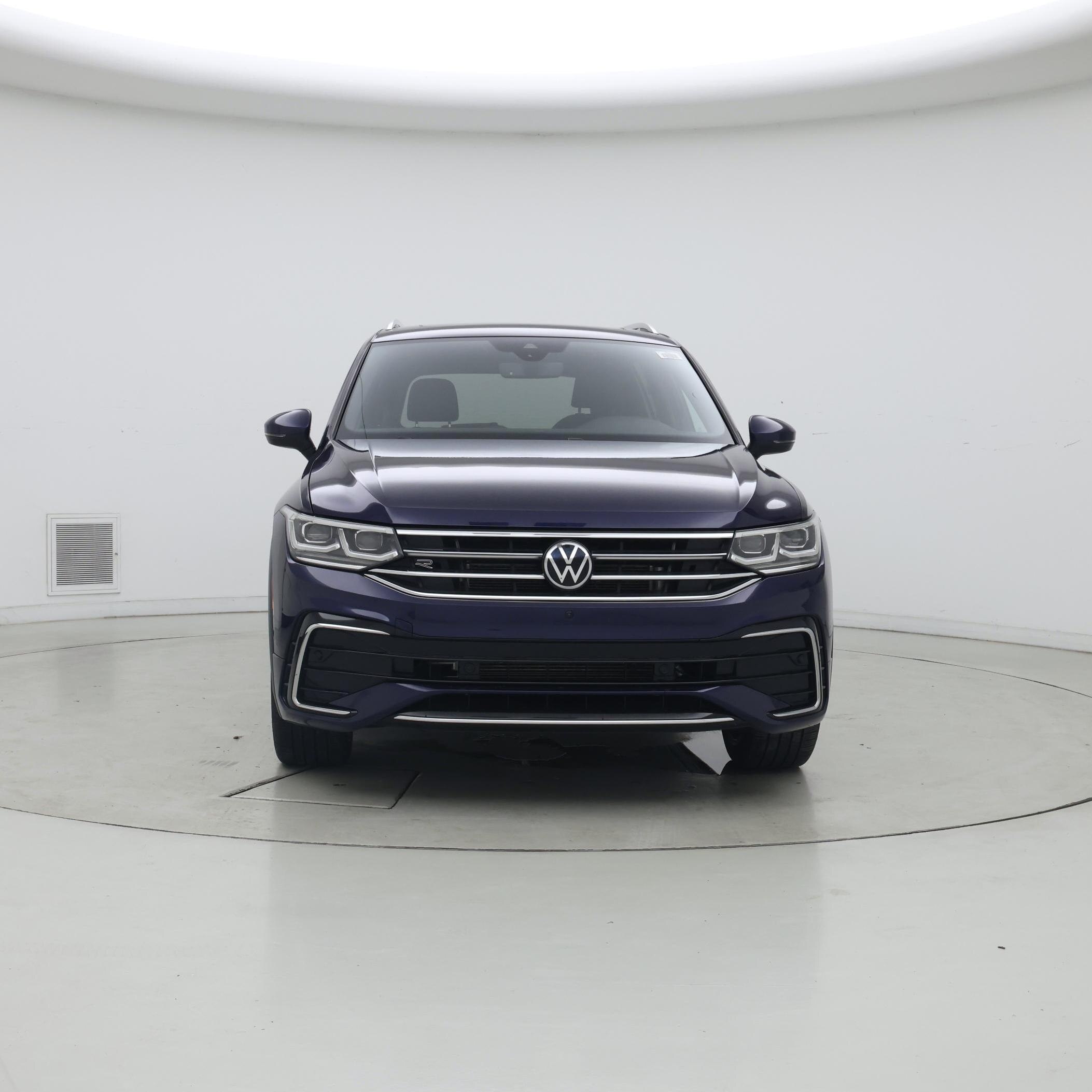 Thumbnail: 2022 Volkswagen Tiguan - 5