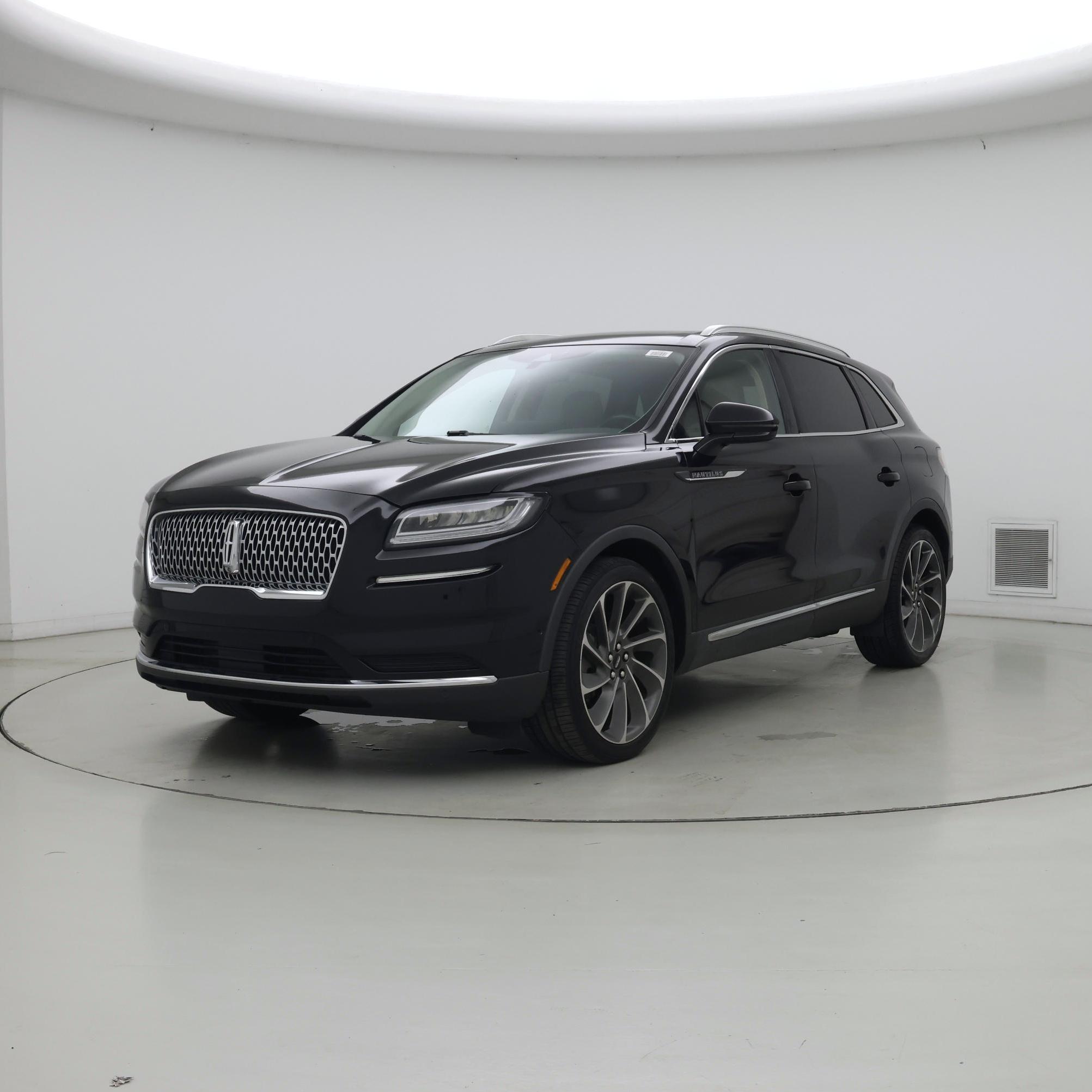 Thumbnail: 2021 Lincoln Nautilus - 4