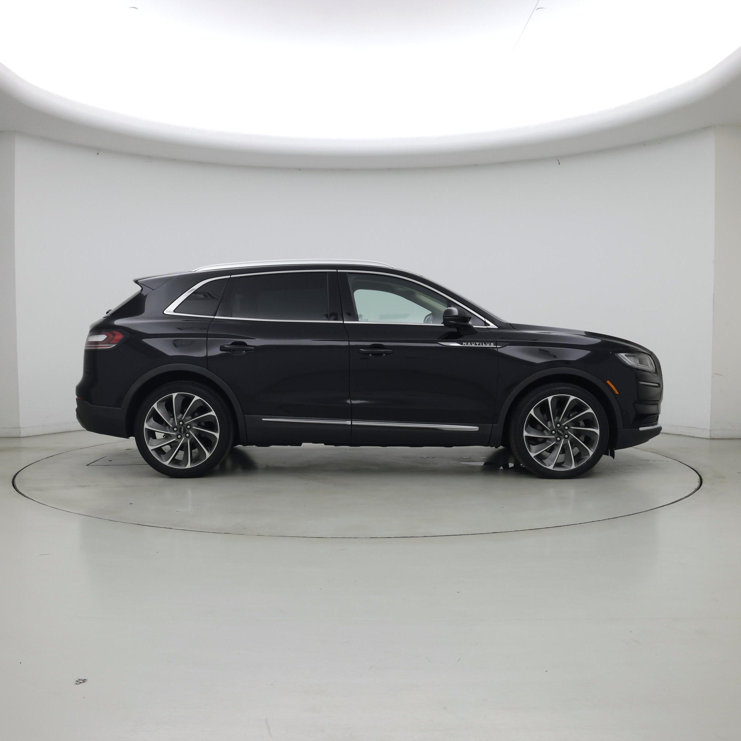 Thumbnail: 2021 Lincoln Nautilus - 7