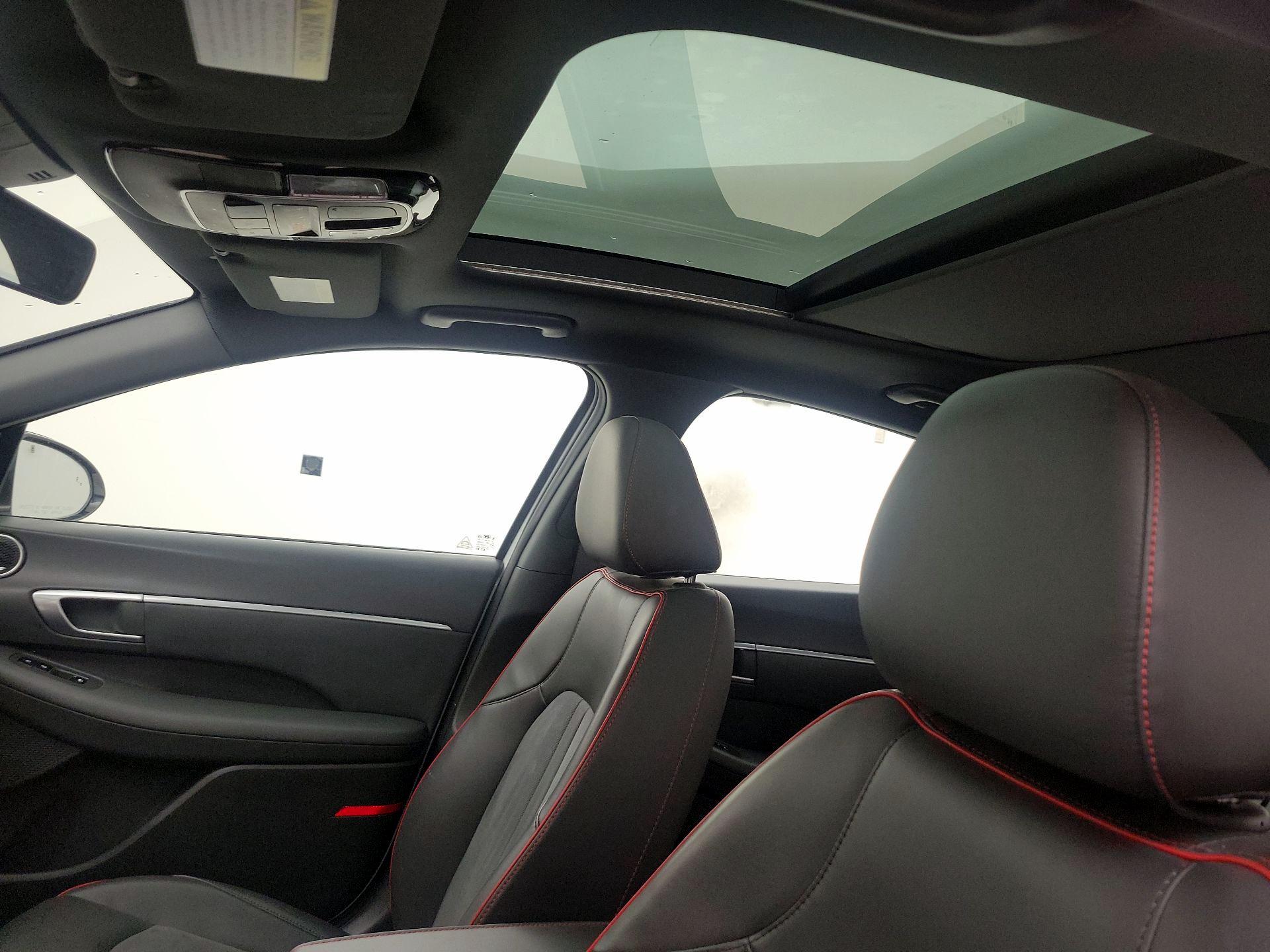 Thumbnail: 2020 Hyundai Sonata - 20