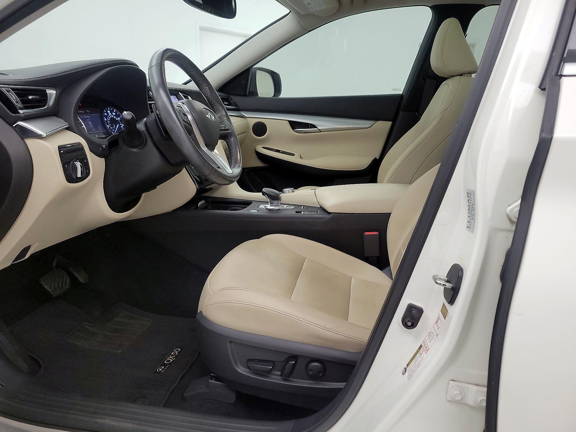 Thumbnail: 2019 INFINITI QX50 - 11