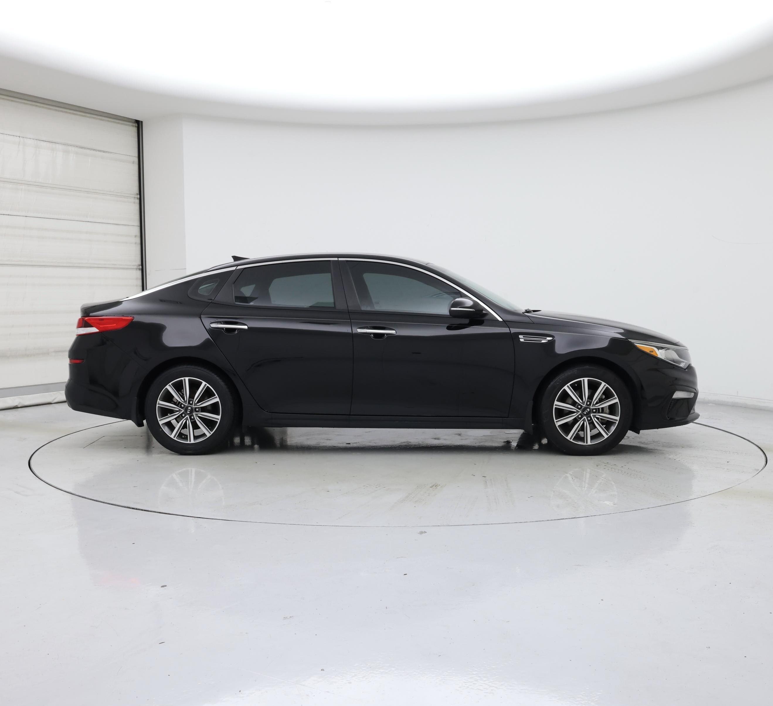 Thumbnail: 2019 Kia Optima - 7