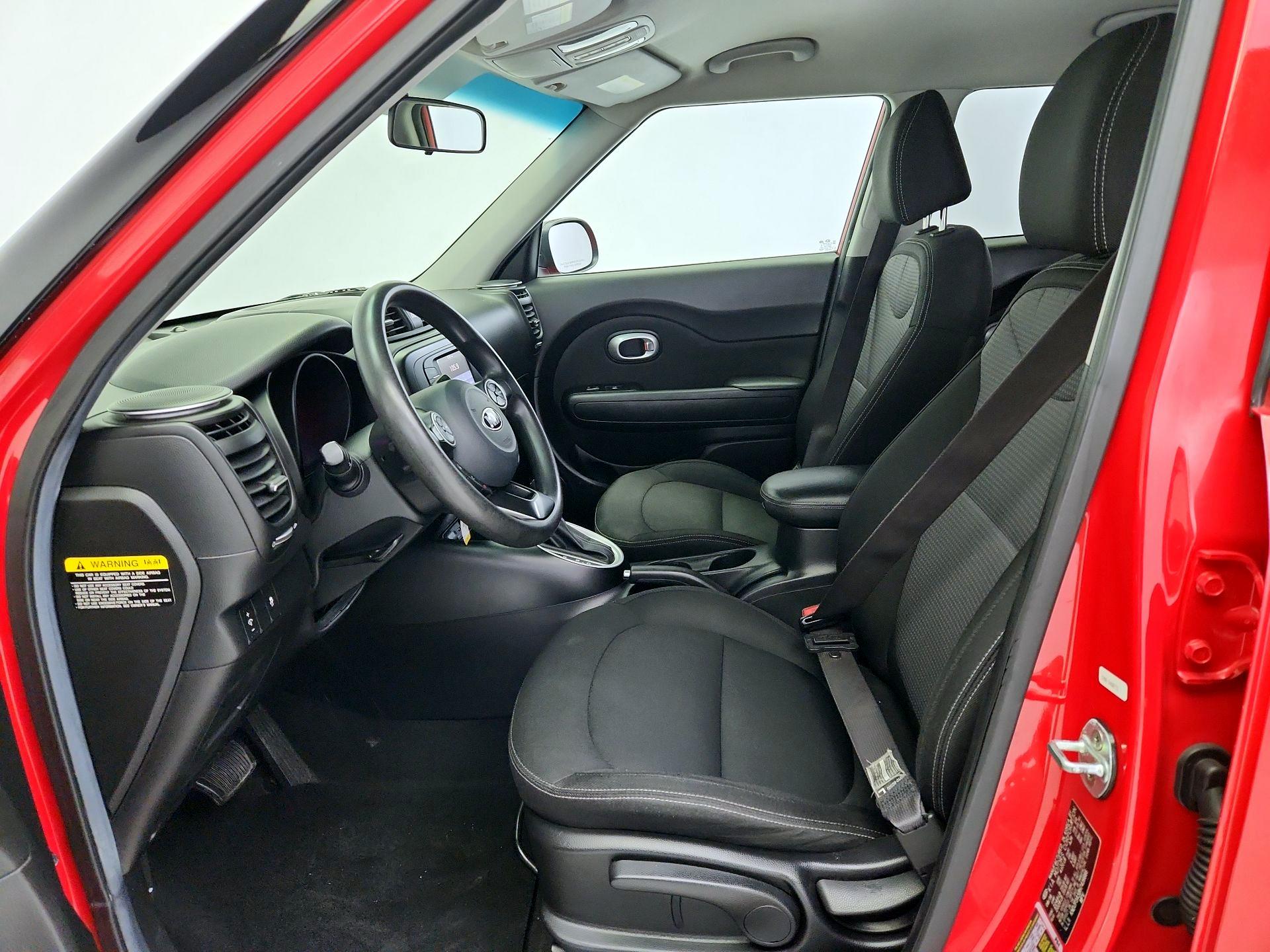 Thumbnail: 2017 Kia Soul - 11