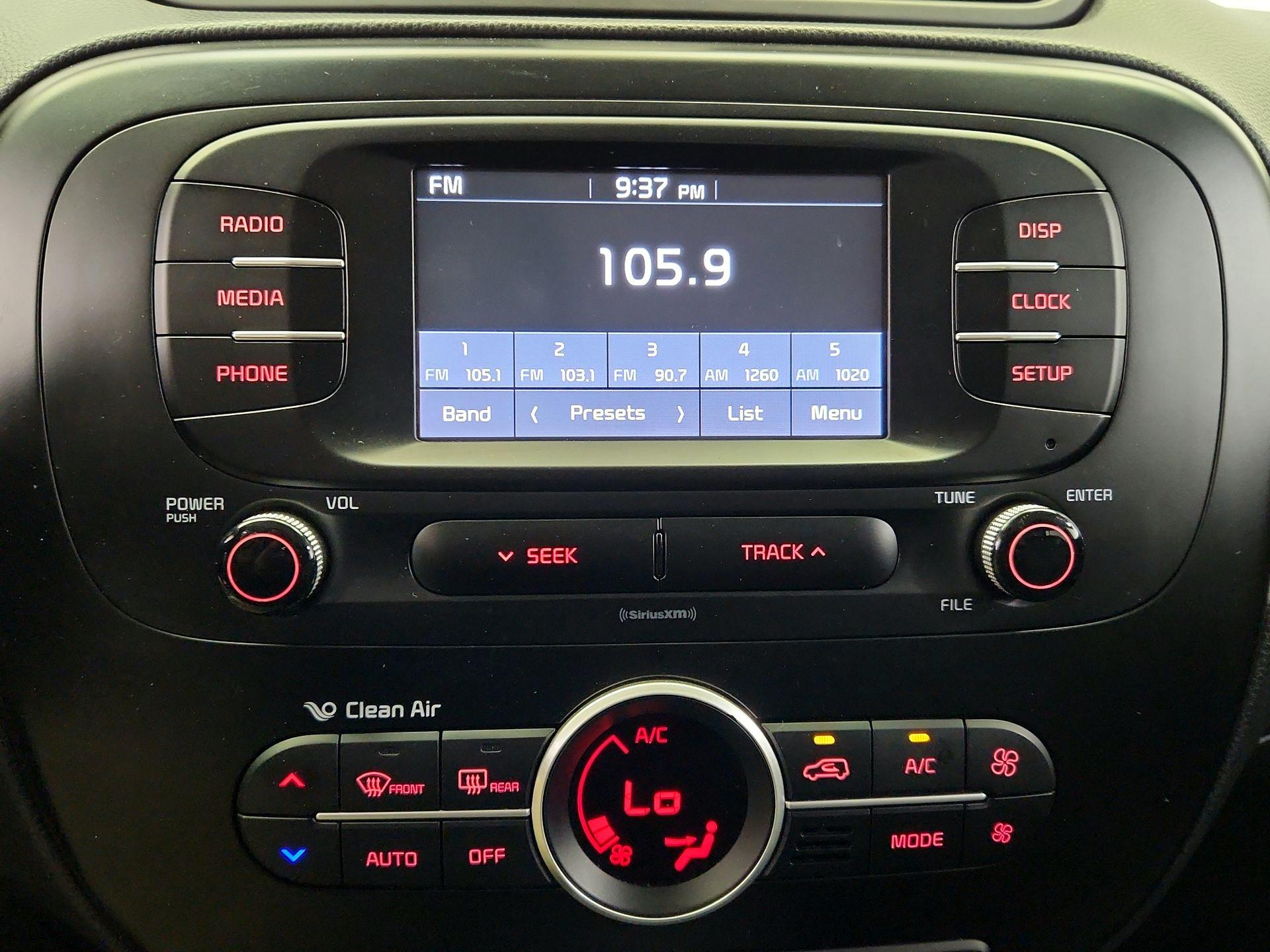 Thumbnail: 2017 Kia Soul - 15