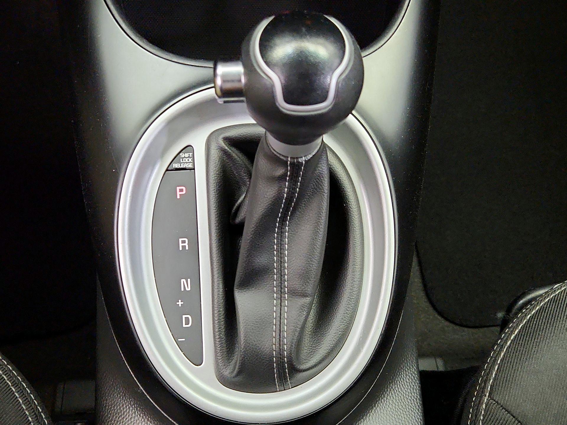 Thumbnail: 2017 Kia Soul - 17