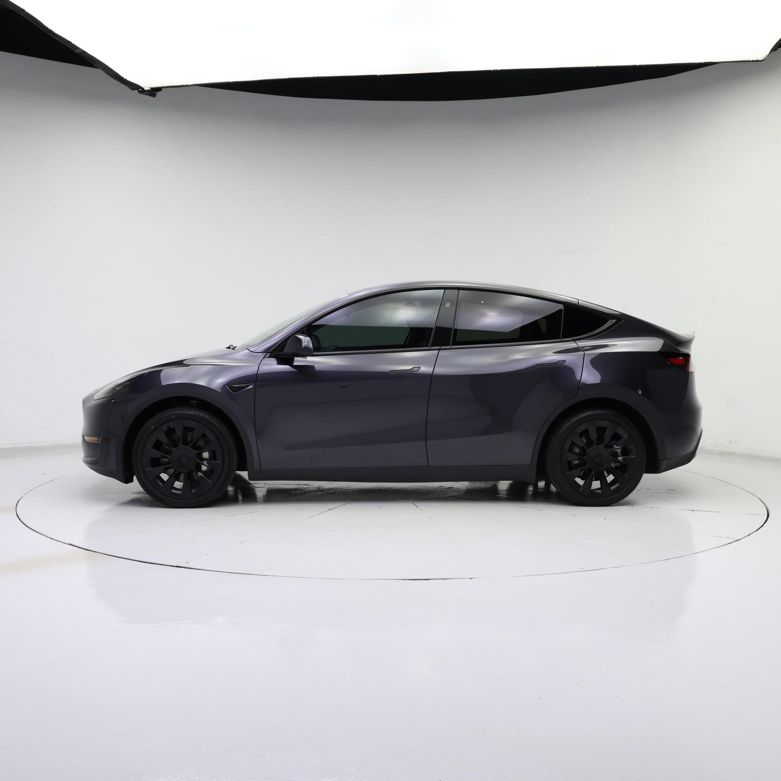 Thumbnail: 2024 Tesla Model Y - 3