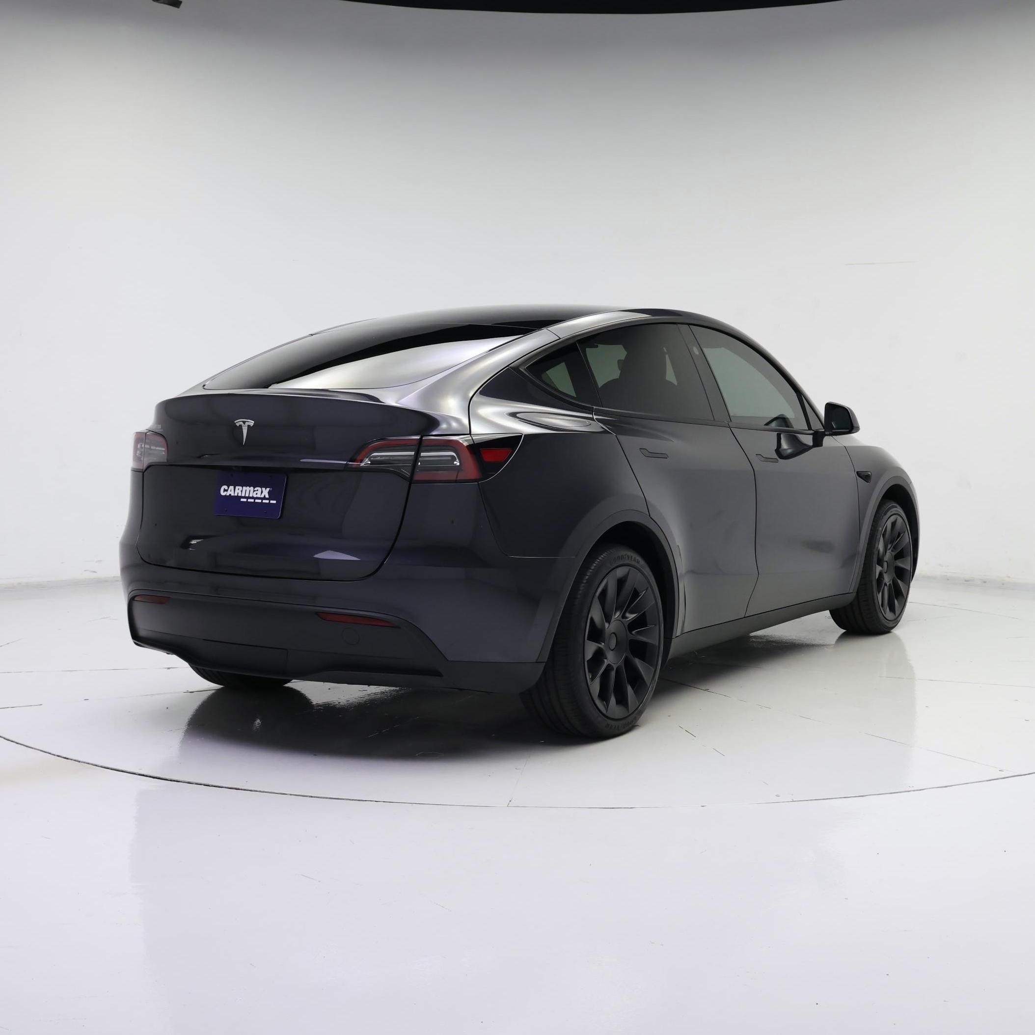 Thumbnail: 2024 Tesla Model Y - 8