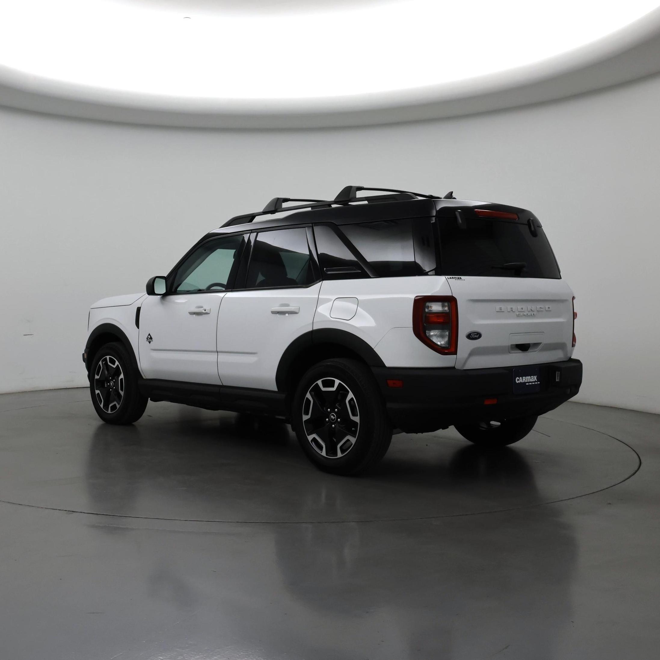 Thumbnail: 2021 Ford Bronco Sport - 2