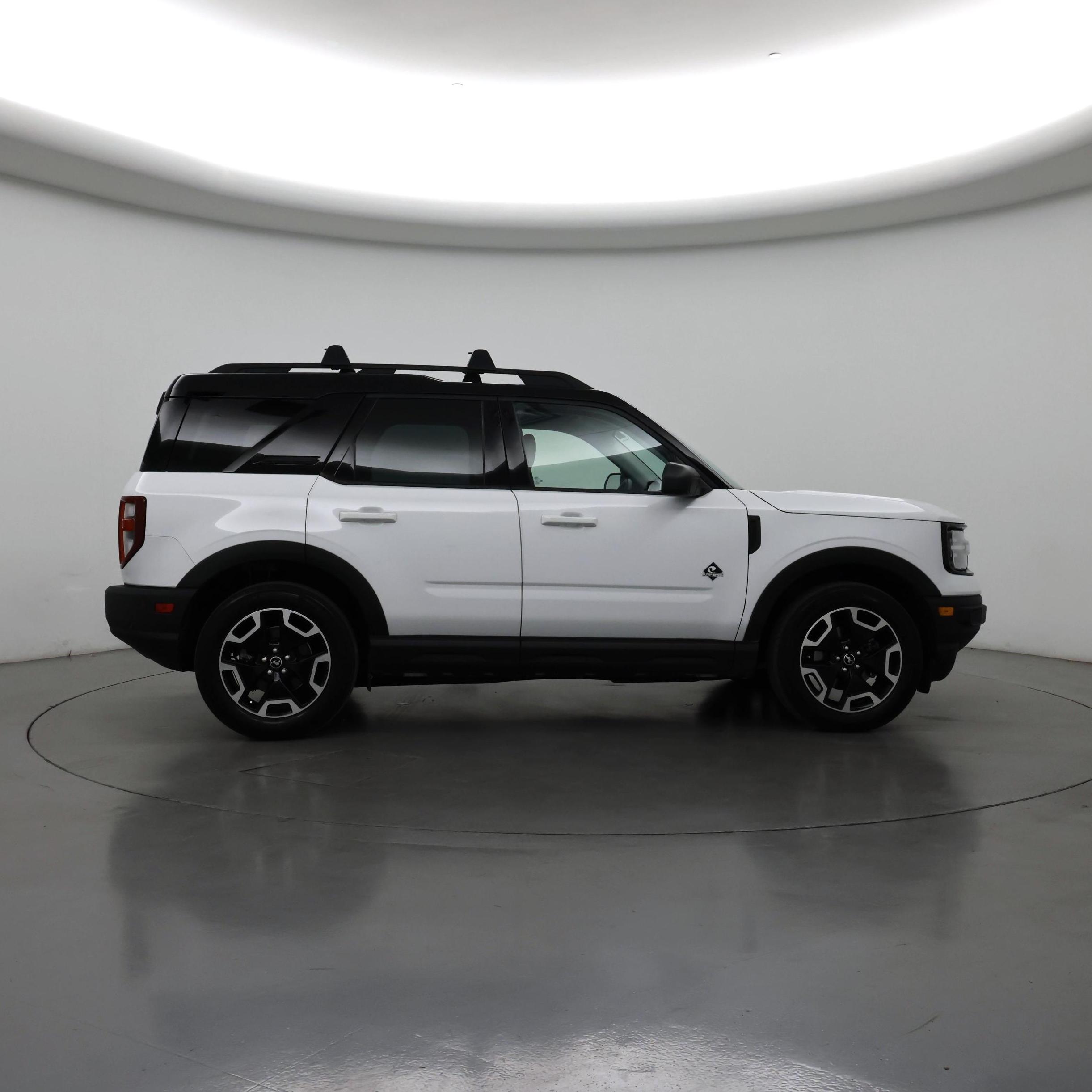 Thumbnail: 2021 Ford Bronco Sport - 7