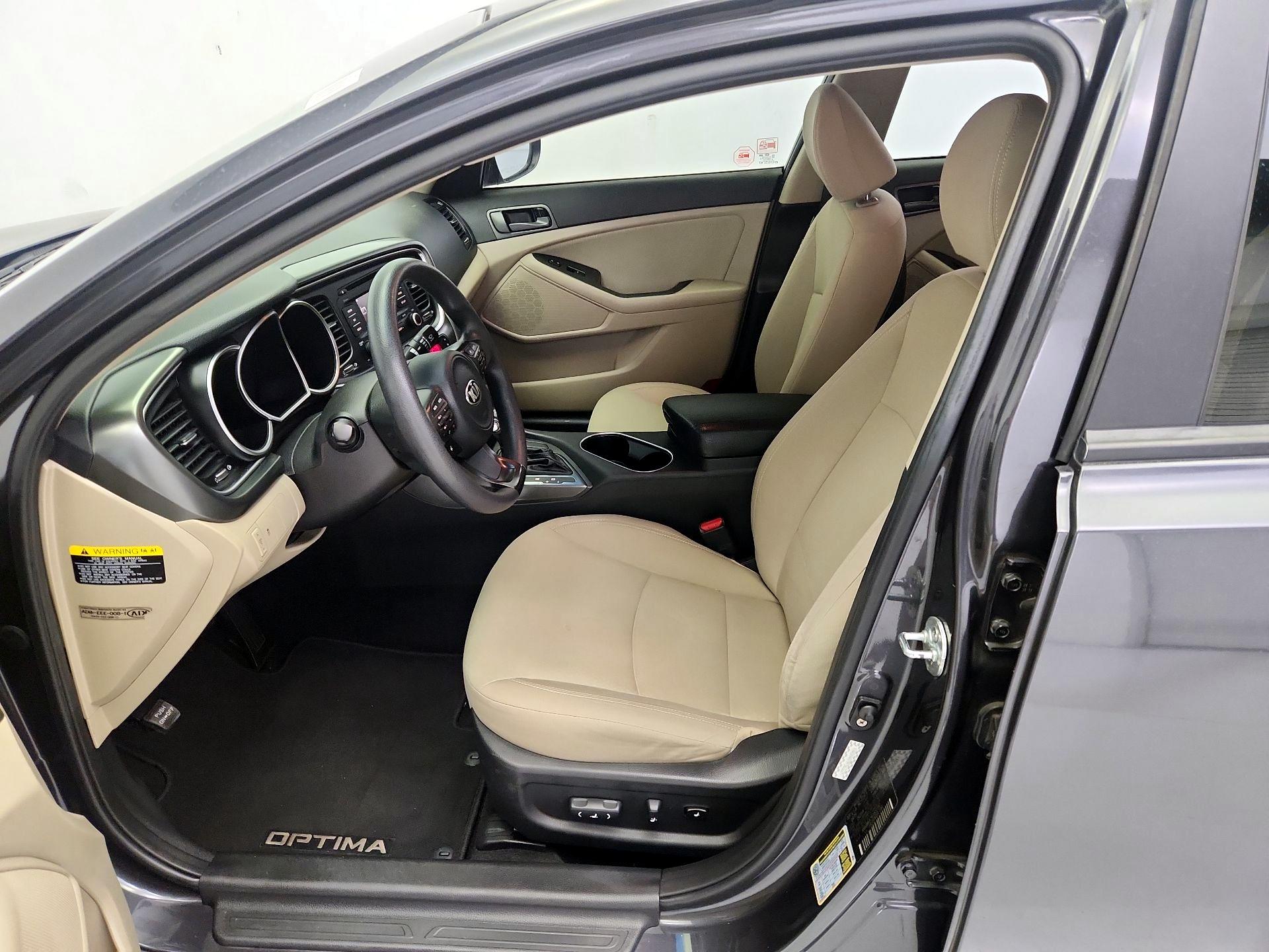 Thumbnail: 2015 Kia Optima - 11