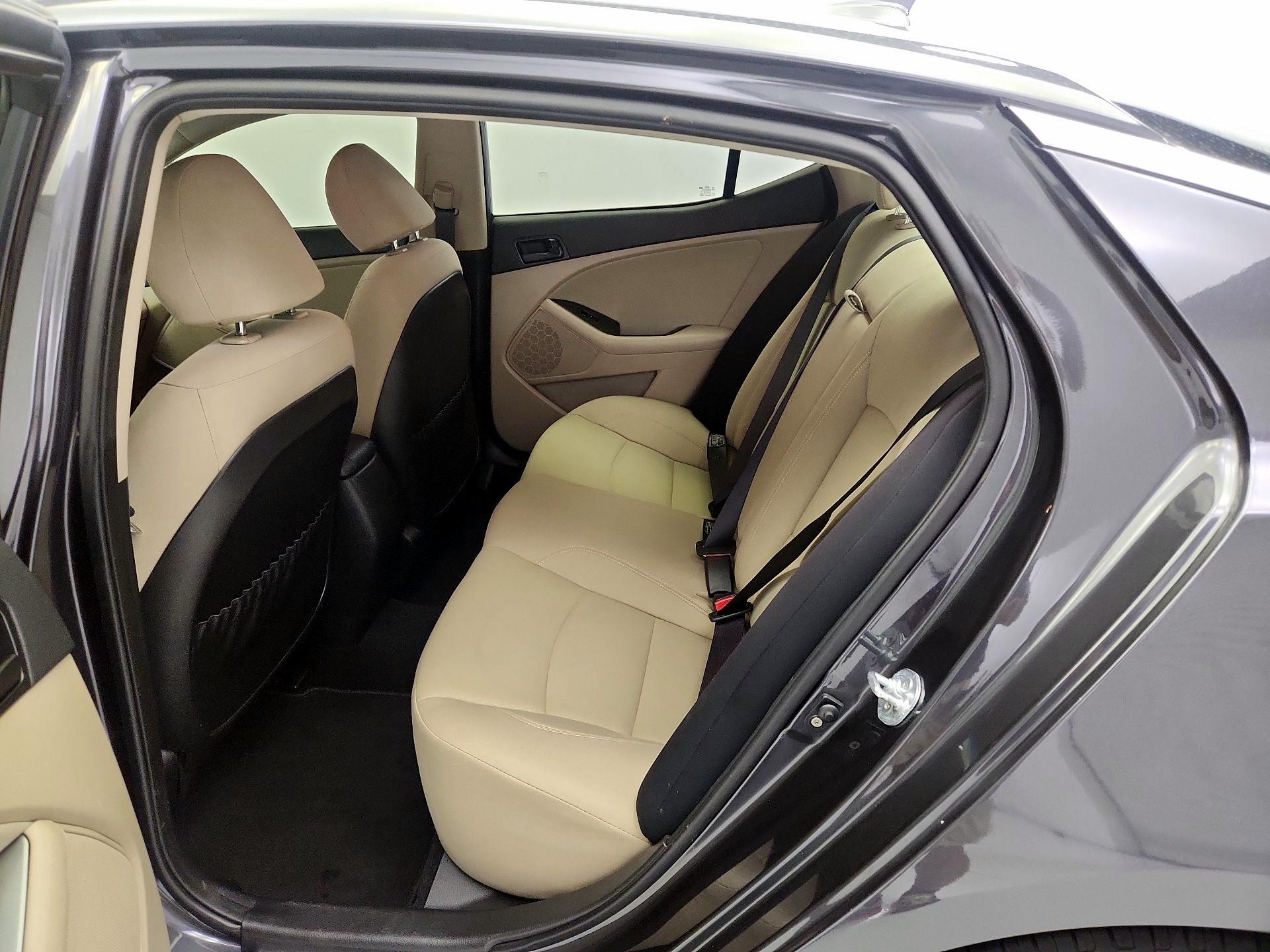 Thumbnail: 2015 Kia Optima - 19