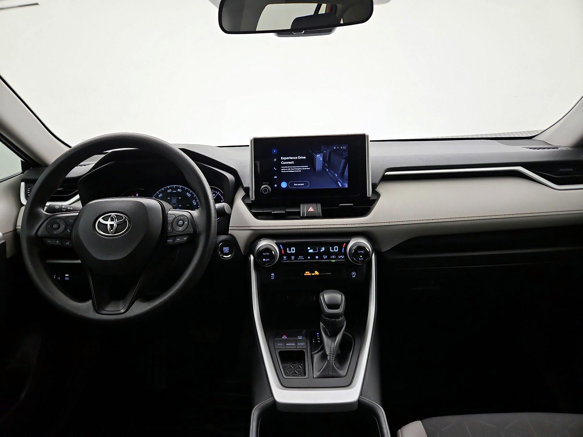 Thumbnail: 2025 Toyota RAV4 - 9