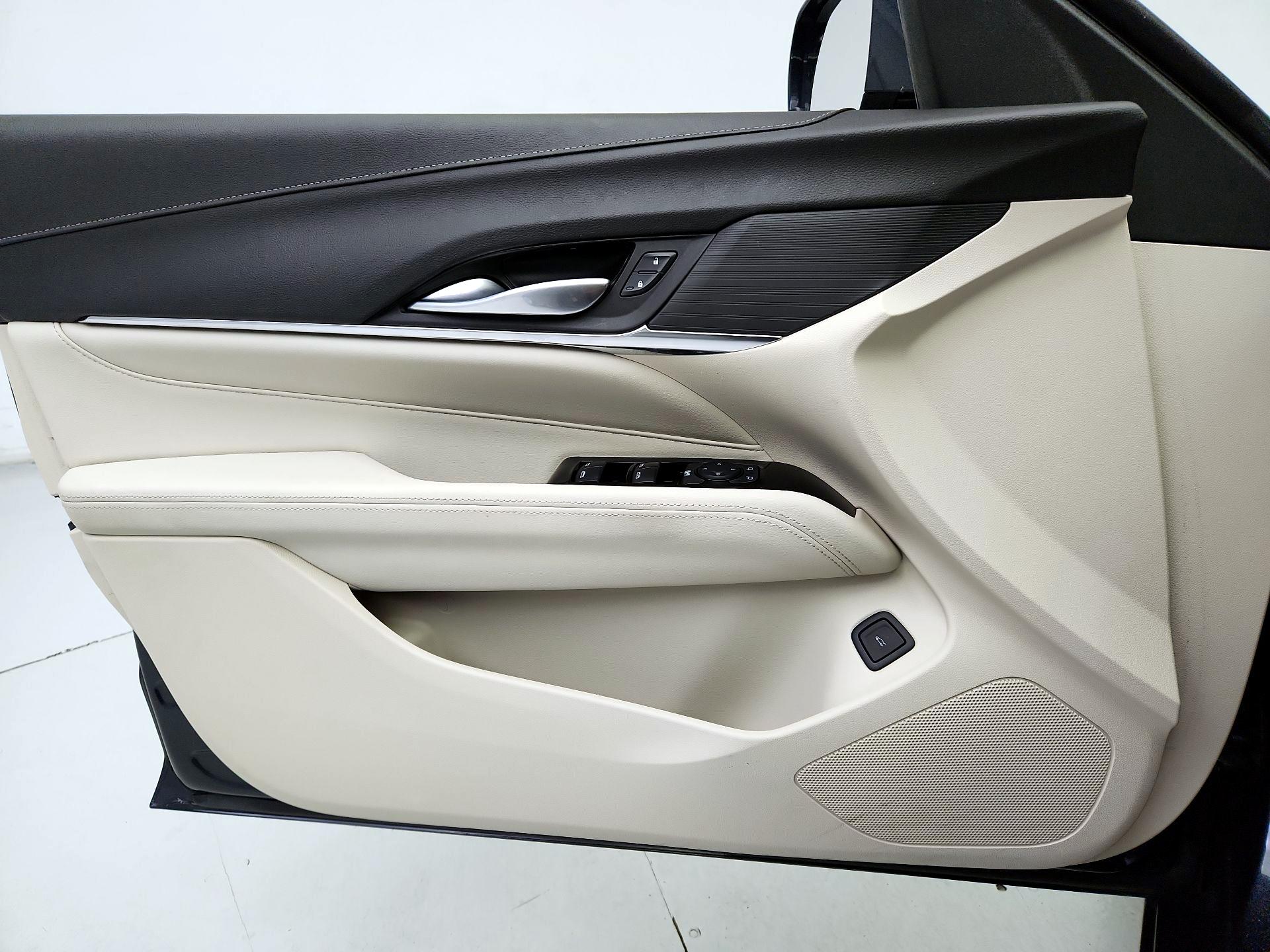 Thumbnail: 2025 Cadillac CT4 - 12