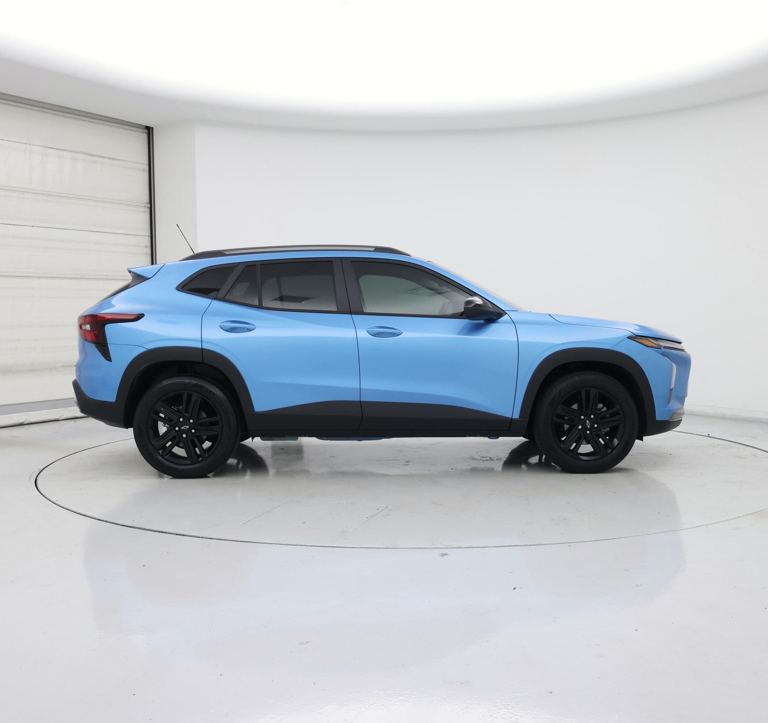 Thumbnail: 2026 Chevrolet Trax - 7