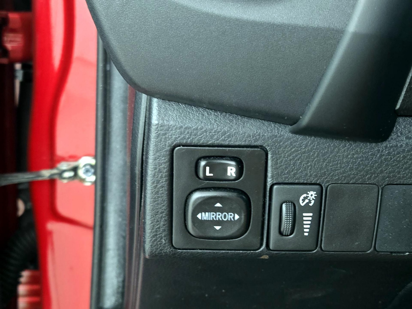 2019 Toyota Corolla LE - Photo 14