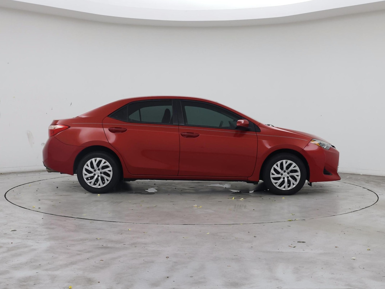 2019 Toyota Corolla LE - Photo 8